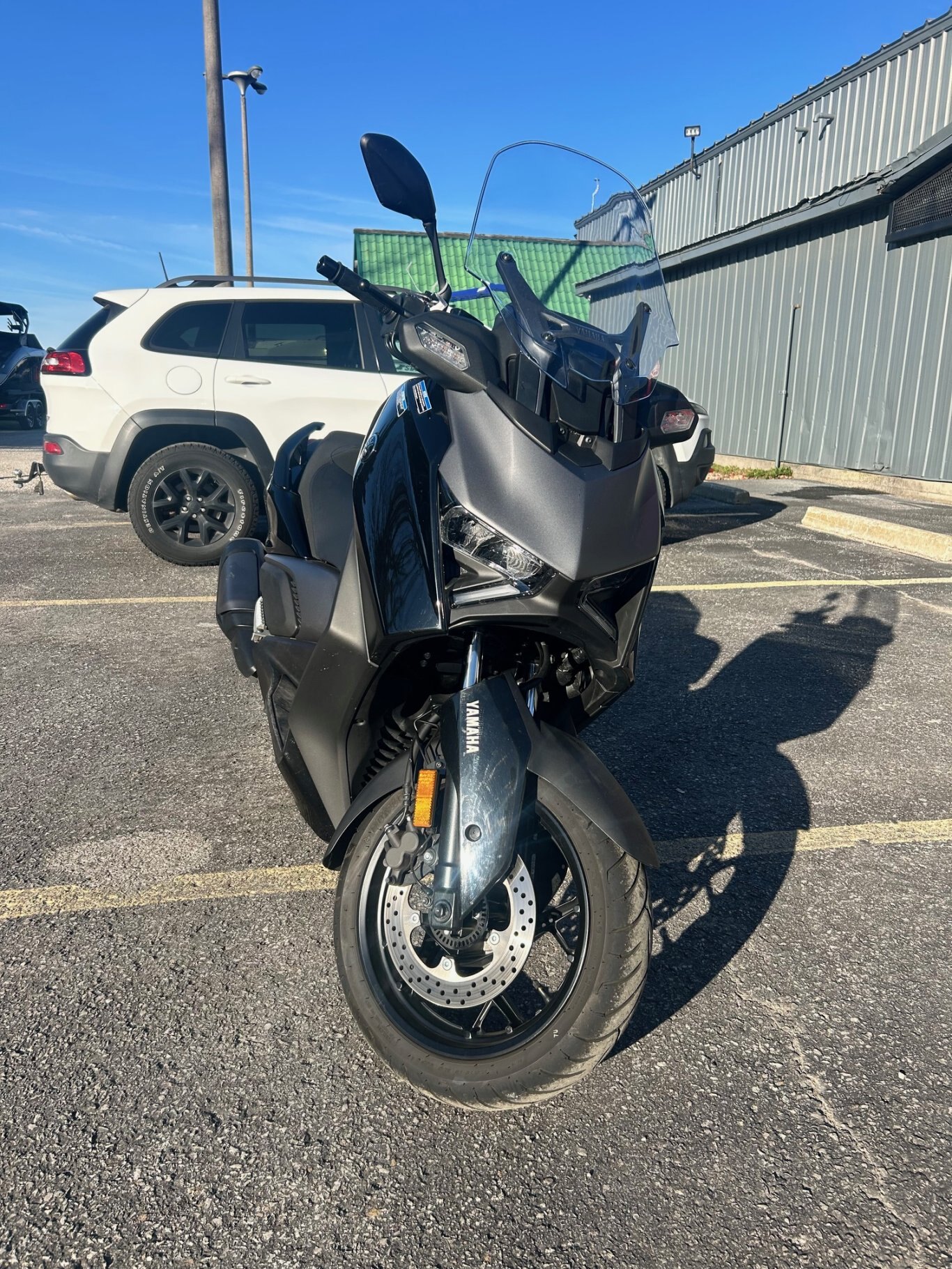 2025 YAMAHA XMAX DEMO