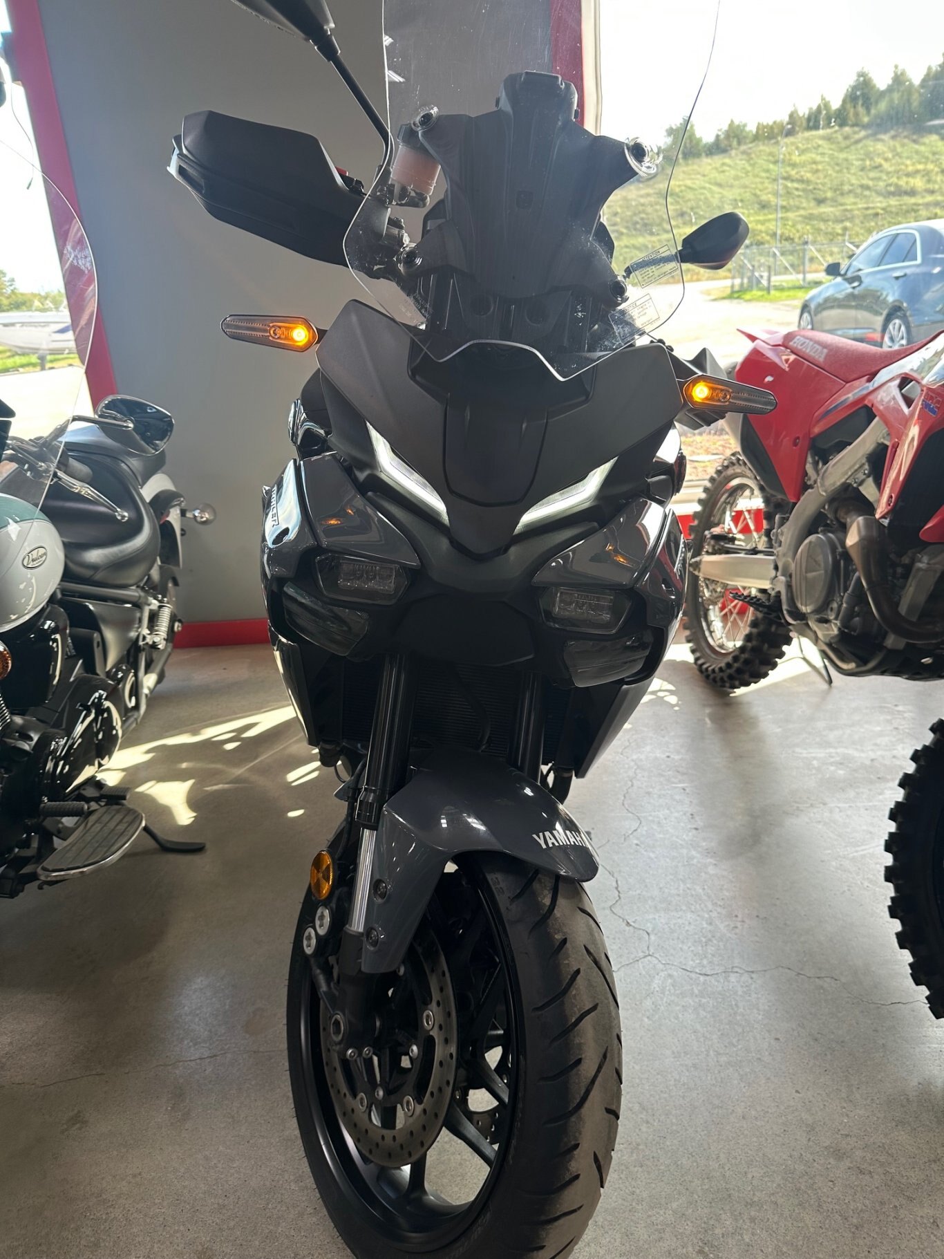 2025 Yamaha Tracer 9 Y AMT DEMO WITH WARRANTY!