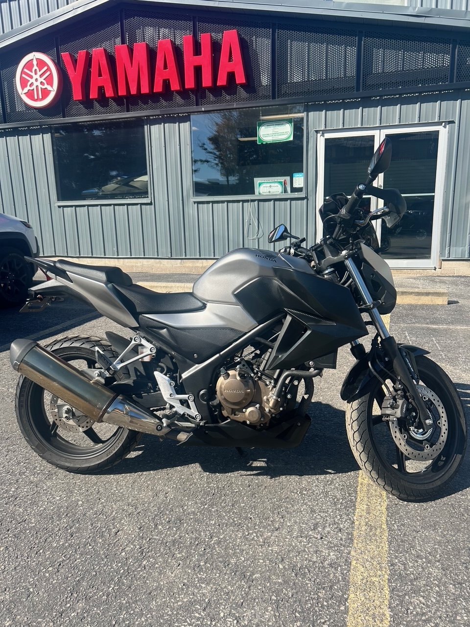 2017 HONDA CB300