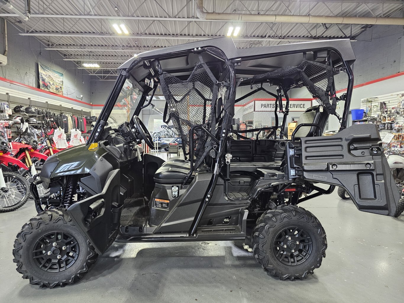 2025 Honda Pioneer 700 4P DLX Standard