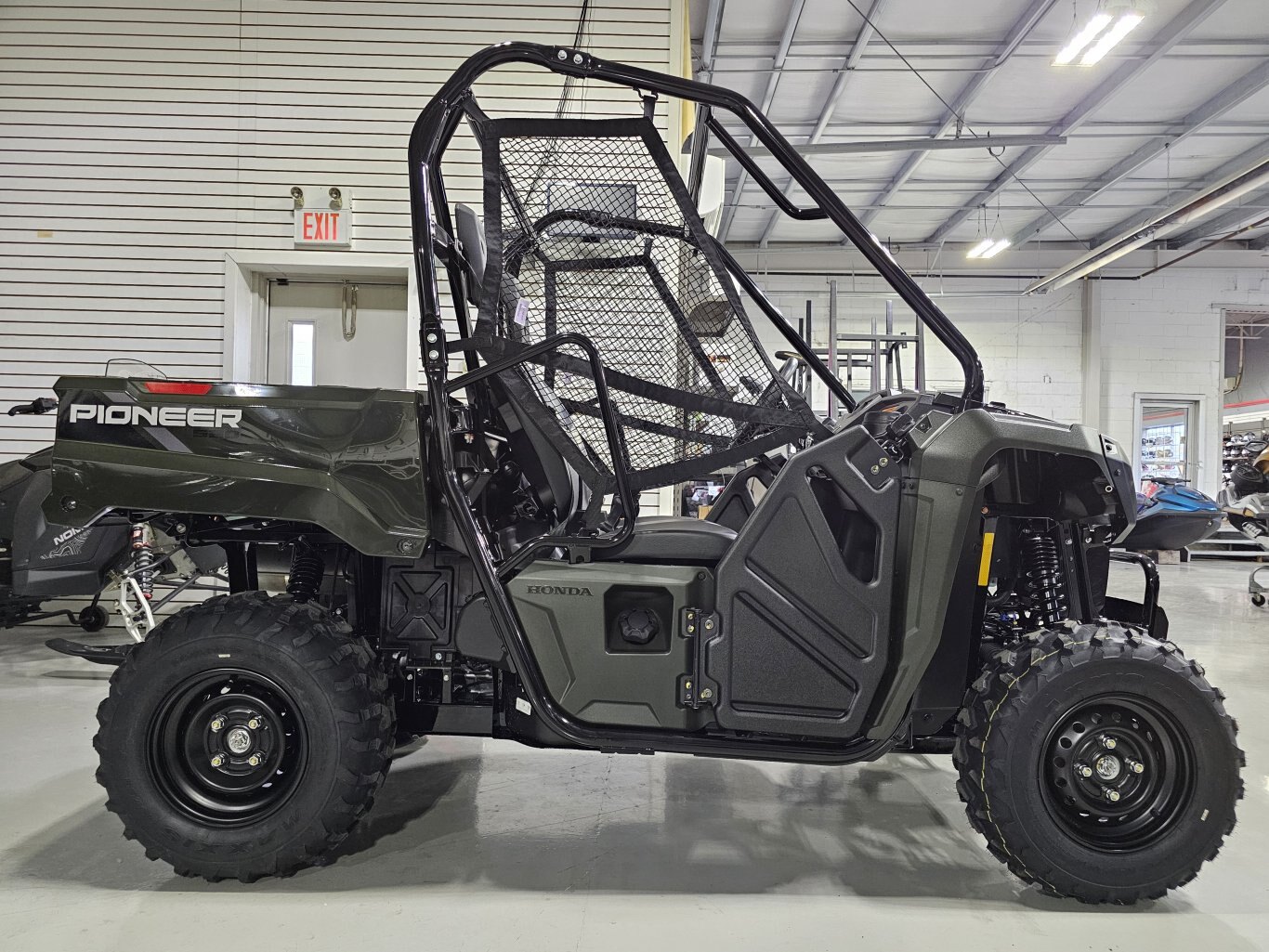 2026 Honda Pioneer 520 Standard Black Forest Green