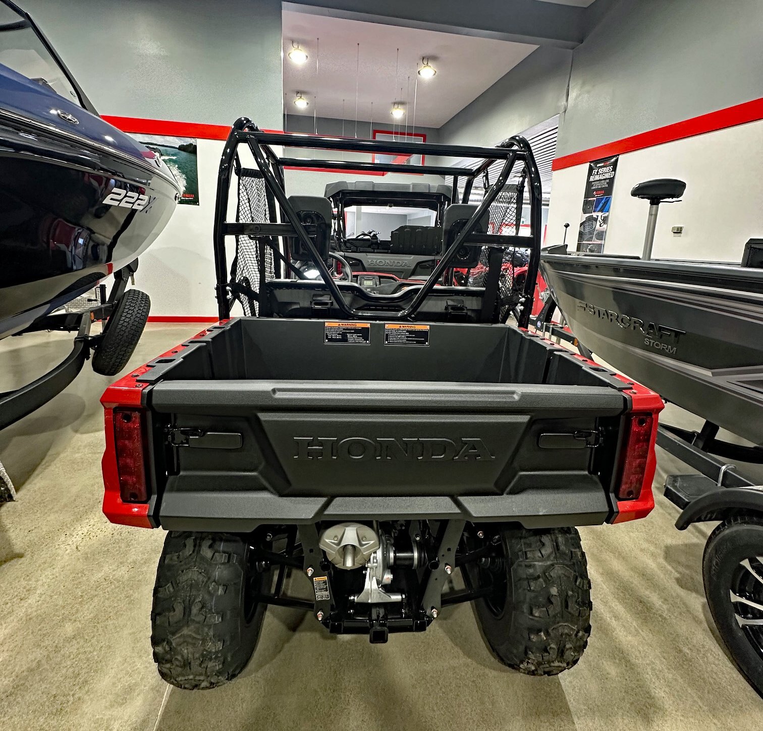 2026 Honda Pioneer 1000-5P DLX Standard