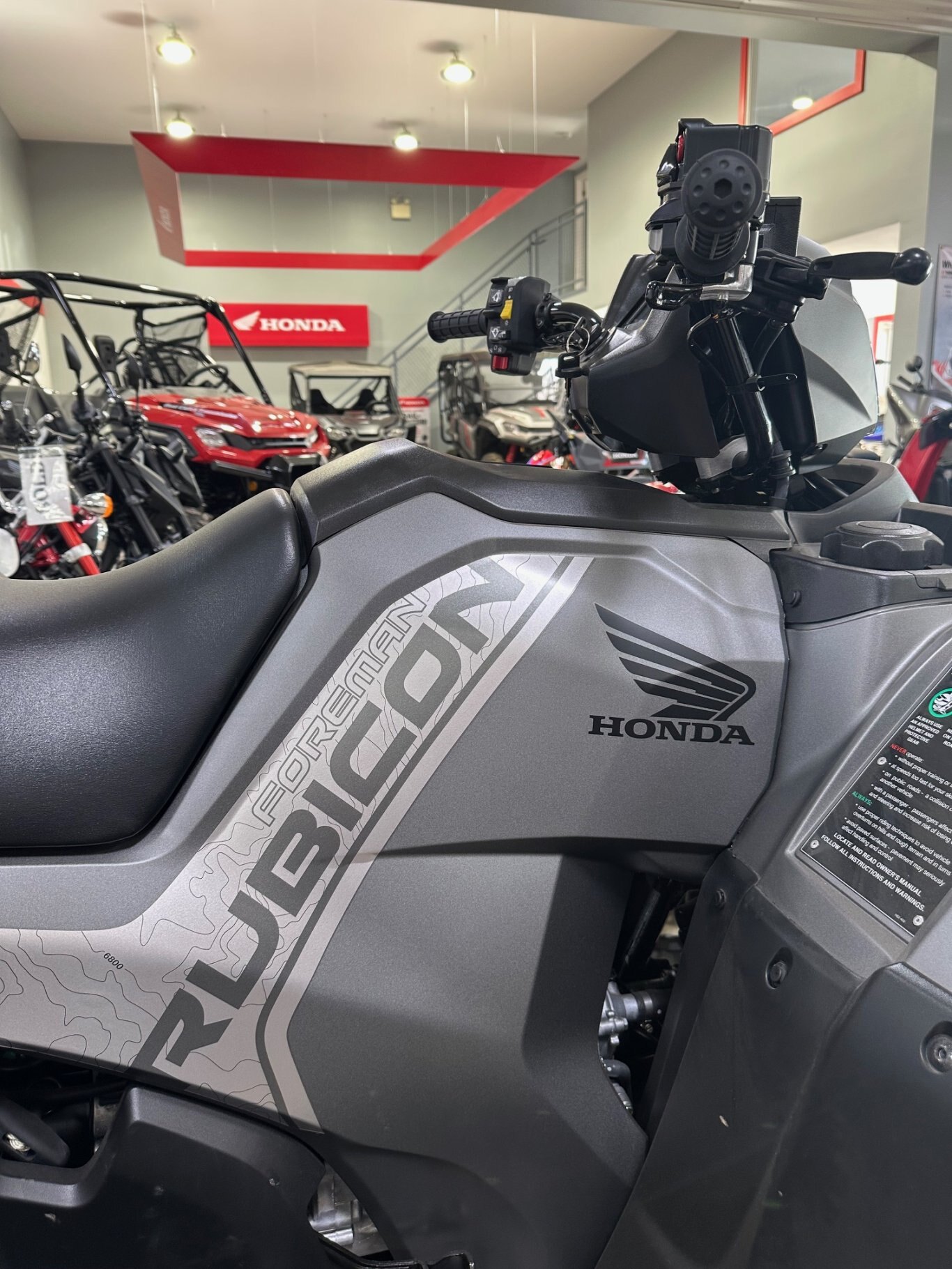 2026 Honda Rubicon 520 DCT Deluxe Automatic Mat Timberwolf Grey Metallic