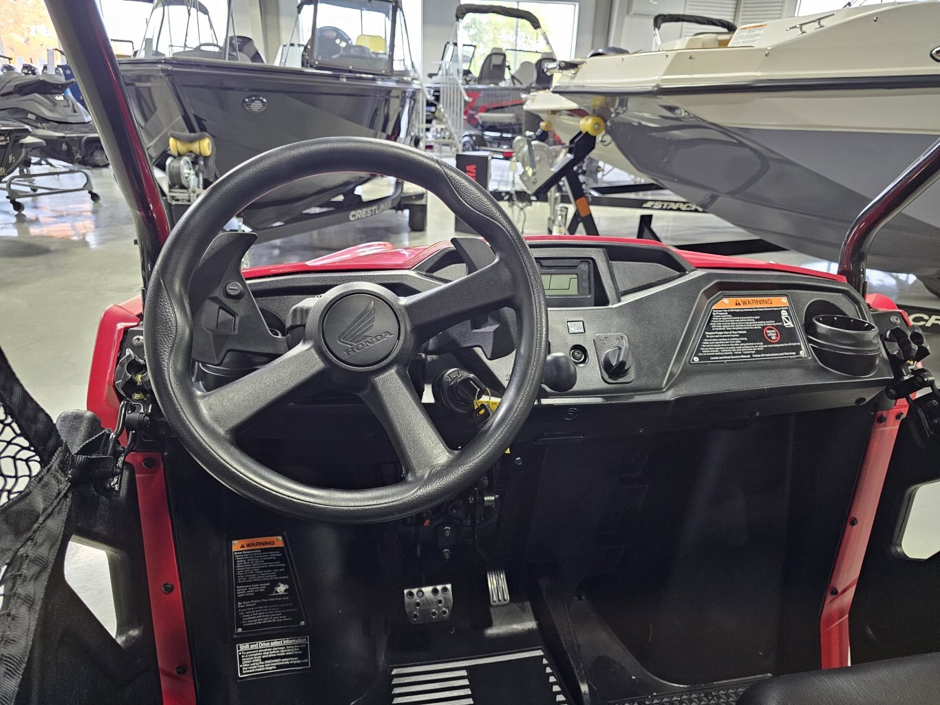 2024 Honda Pioneer 520 AVENGER RED 249 KM