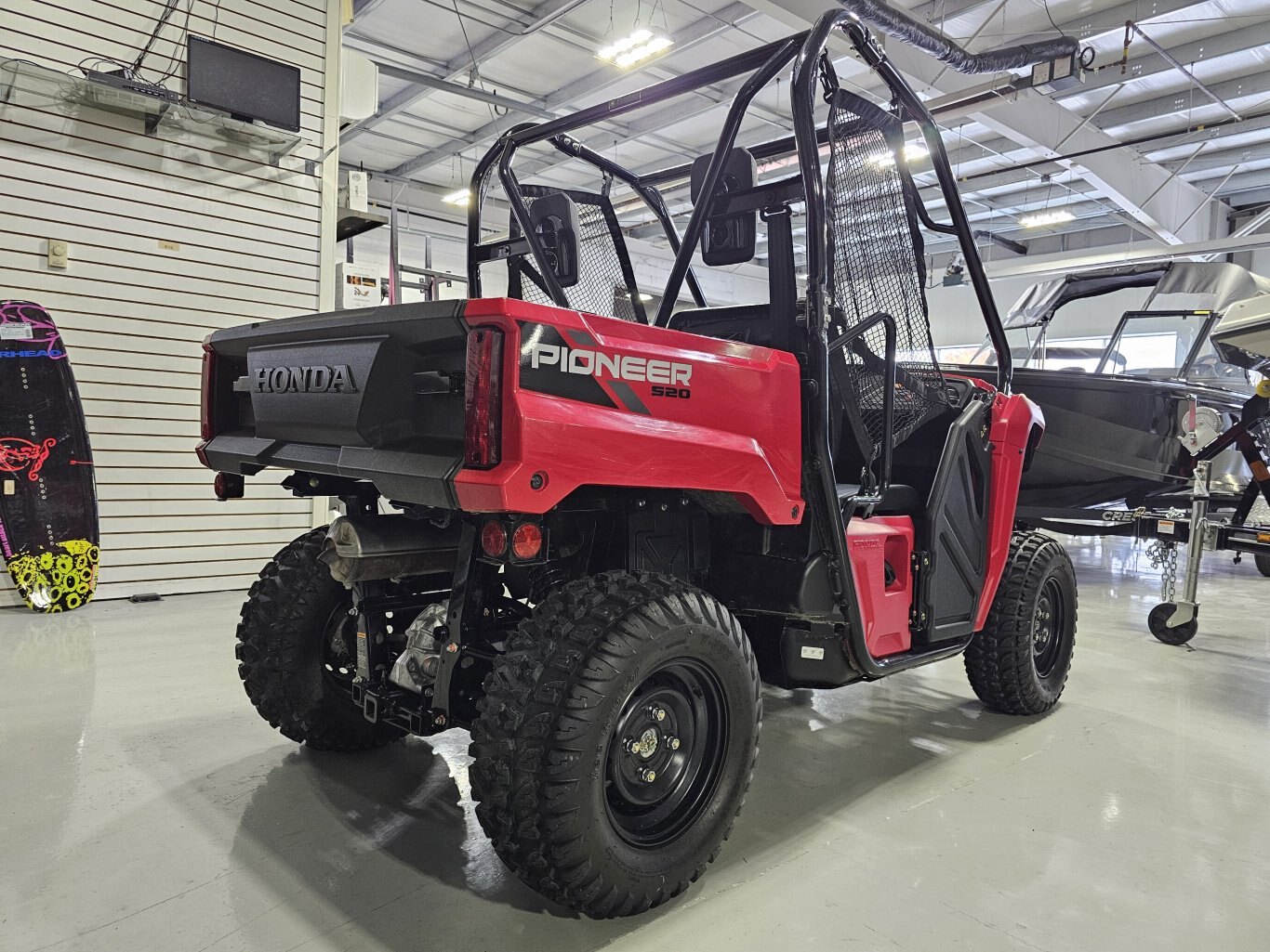 2024 Honda Pioneer 520 AVENGER RED 249 KM