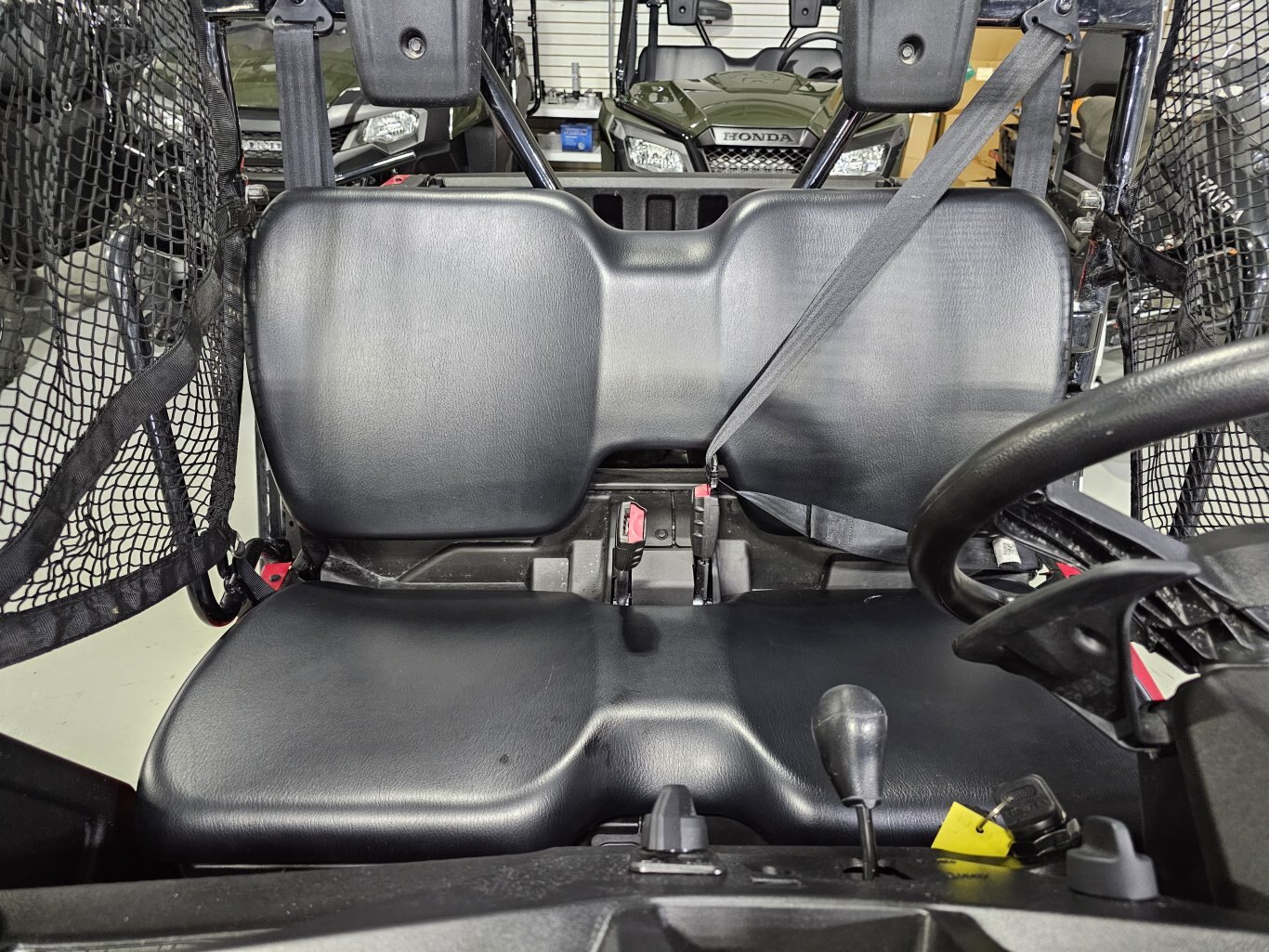 2024 Honda Pioneer 520 AVENGER RED 249 KM