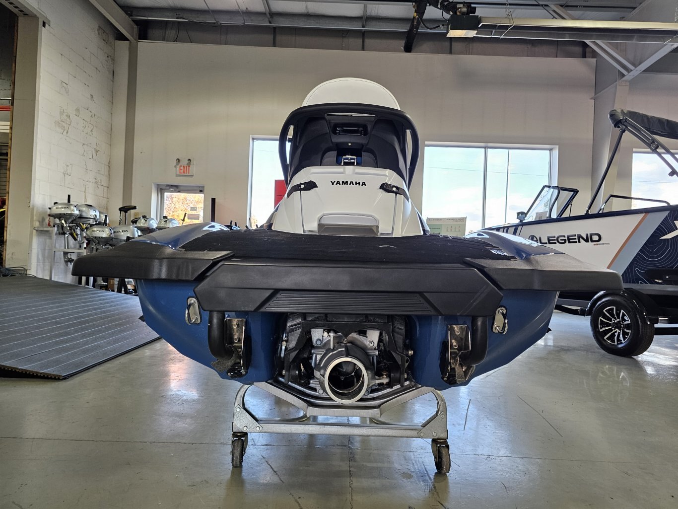 2024 Yamaha FX CRUISER SVHO Black/Deepwater Blue