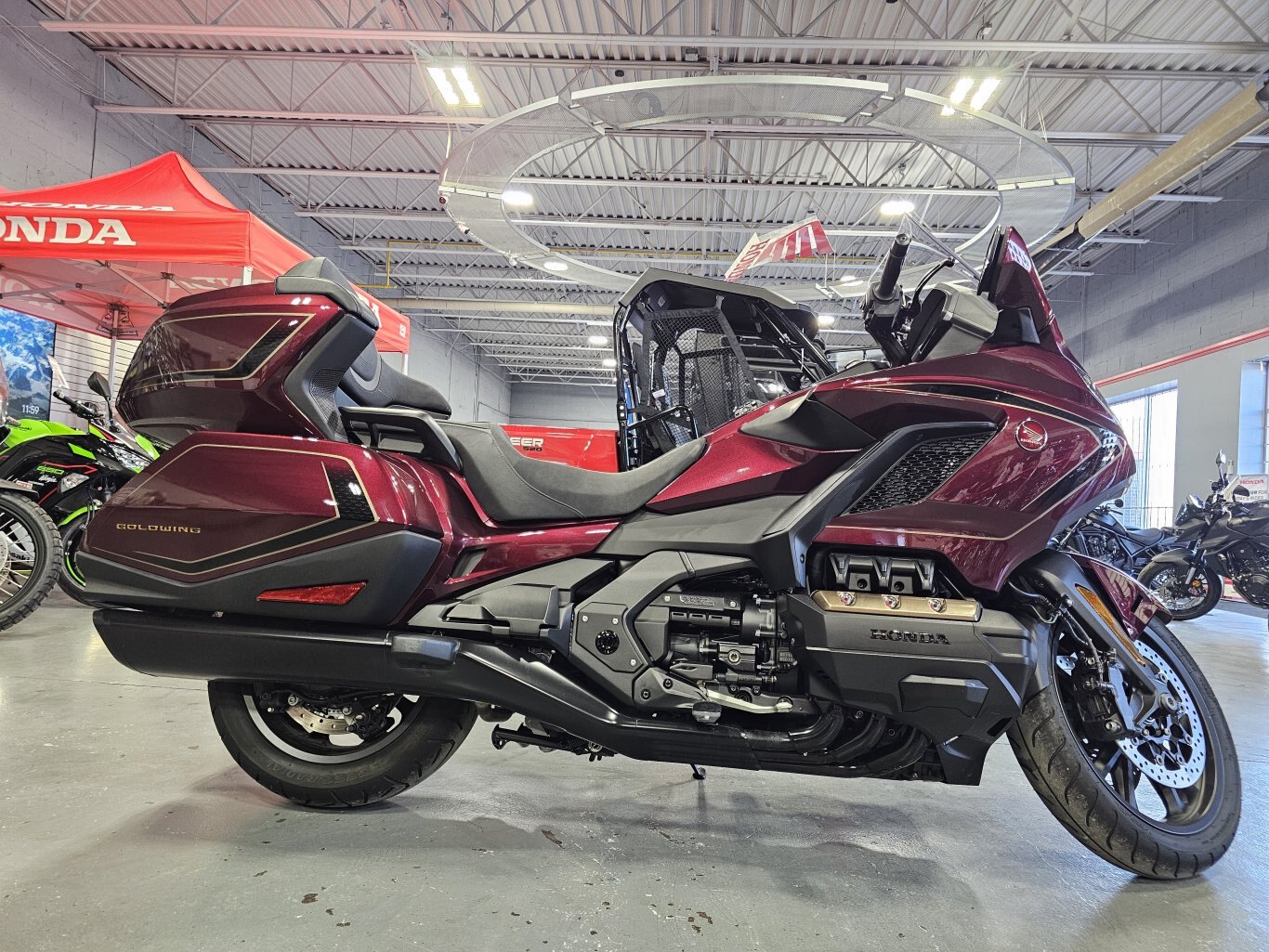 2025 Honda Gold Wing Tour DCT 50th Anniv Bordeaux Red Metallic 4,267 KM