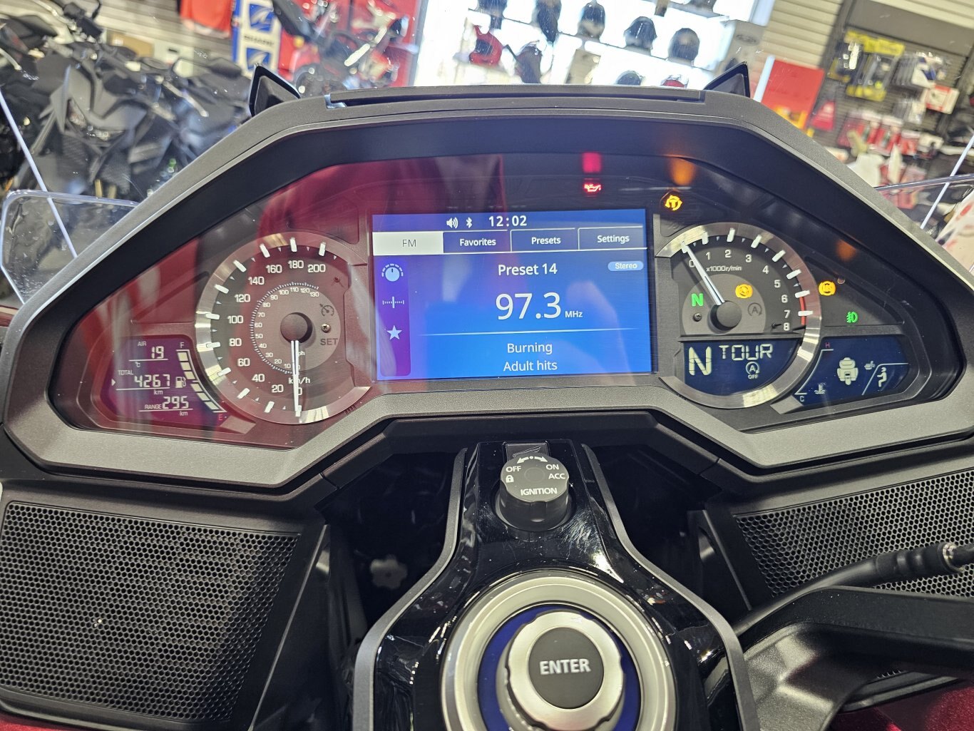 2025 Honda Gold Wing Tour DCT 50th Anniv Bordeaux Red Metallic 4,267 KM