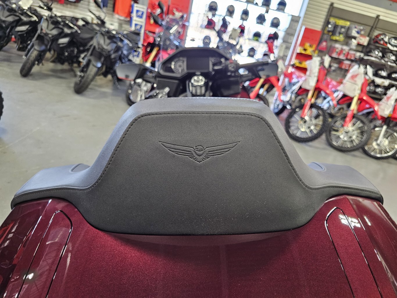 2025 Honda Gold Wing Tour DCT 50th Anniv Bordeaux Red Metallic 4,267 KM