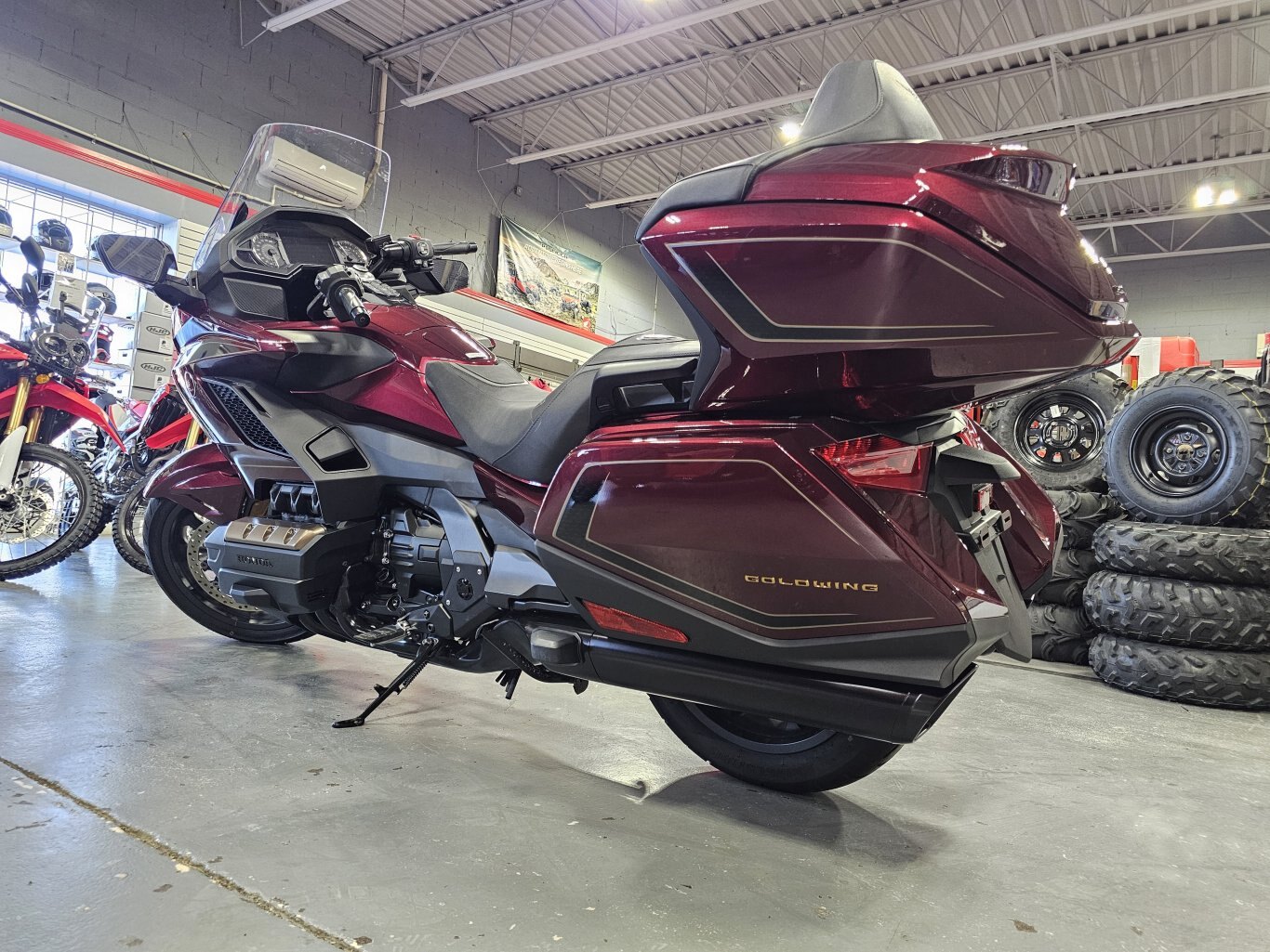 2025 Honda Gold Wing Tour DCT 50th Anniv Bordeaux Red Metallic 4,267 KM