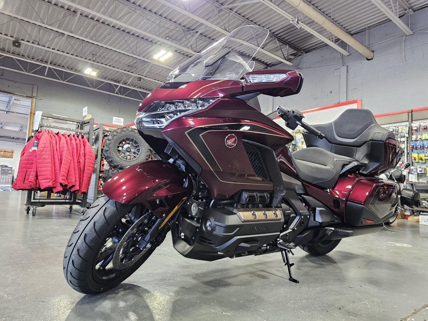 2025 Honda Gold Wing Tour DCT 50th Anniv Bordeaux Red Metallic 4,267 KM