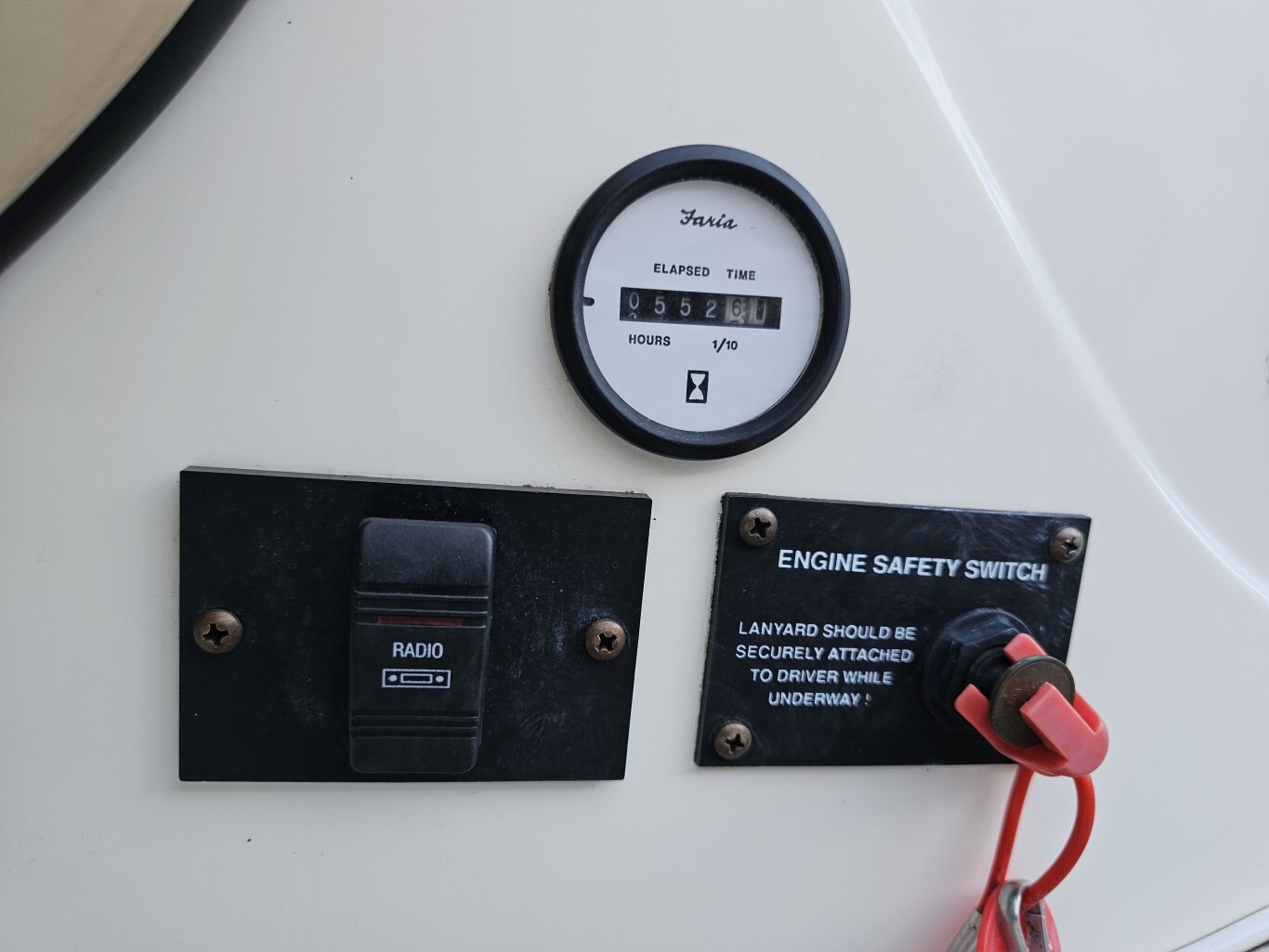 2008 GLASTRON GT185 WITH VOLVO PENTA 4.3GL 552 HOURS