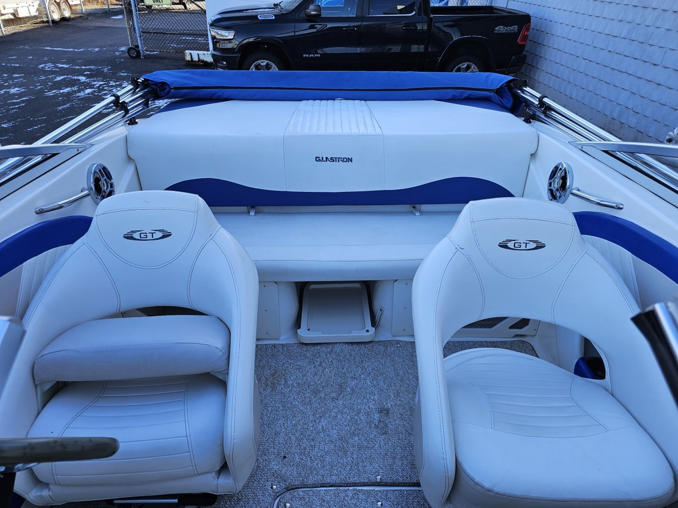 2008 GLASTRON GT185 WITH VOLVO PENTA 4.3GL 552 HOURS