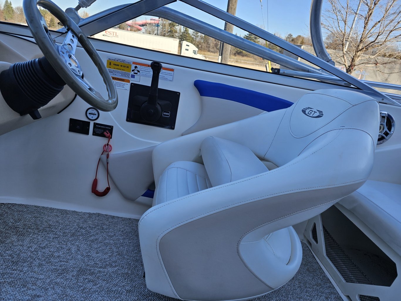 2008 GLASTRON GT185 WITH VOLVO PENTA 4.3GL 552 HOURS