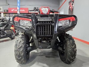 2026 Honda Rubicon 520 DCT IRS EPS Automatic Hero Red