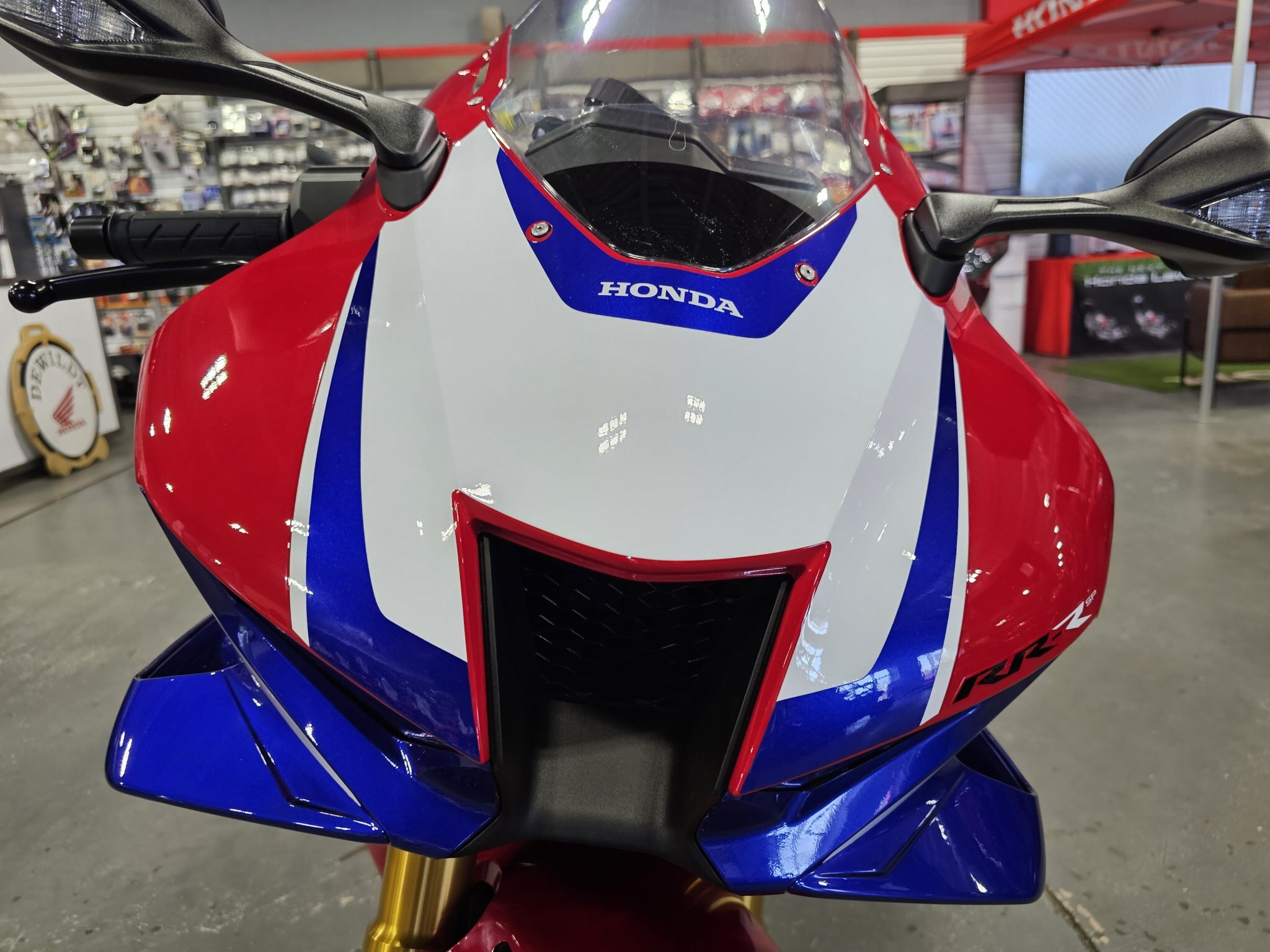 2027 Honda CBR1000RR R Fireblade SP