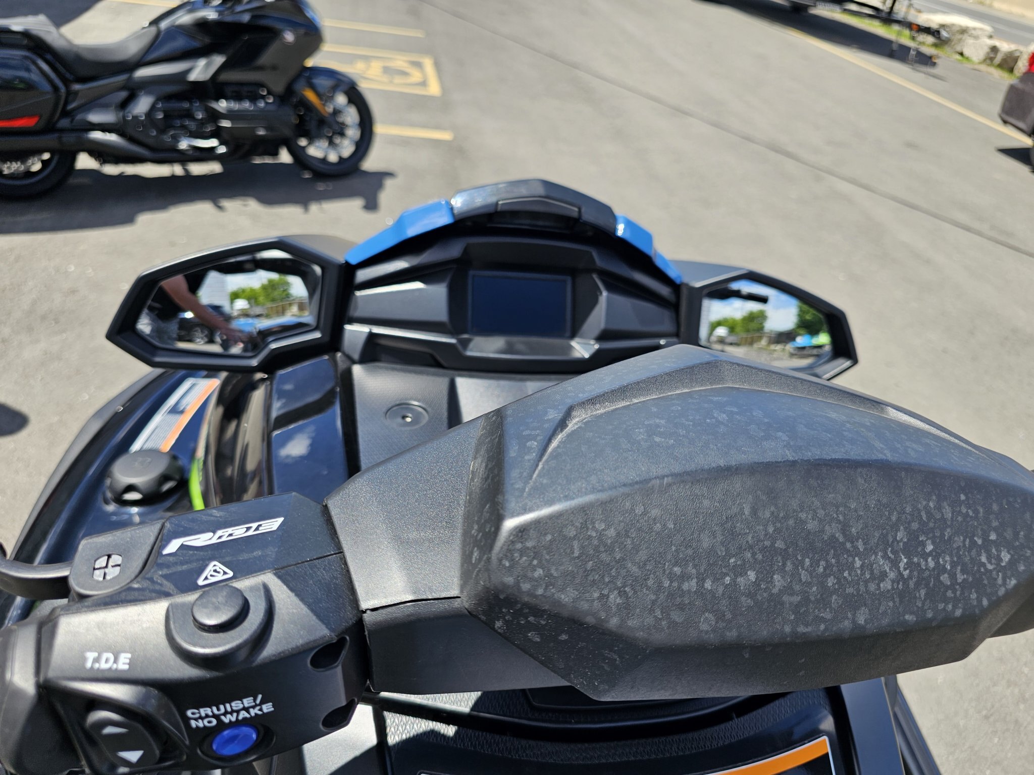 2024 Yamaha VX DELUXE WITH AUDIO Black/Deepwater Blue 32 HOURS DO NOT PAY UNTIL 2027 OR CASH PURCHASE DISCOUNTS UP TO $2000 ON IN STOCK 2024 WAVERUNNERS!