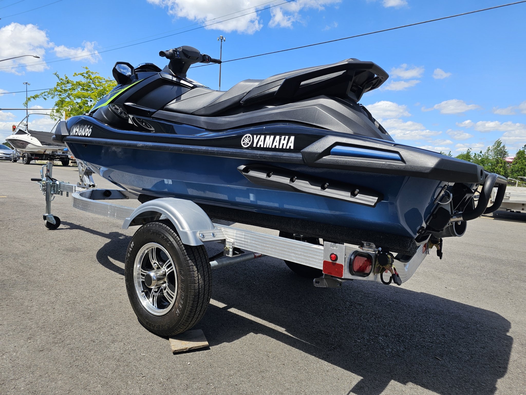 2024 Yamaha VX DELUXE WITH AUDIO Black/Deepwater Blue 32 HOURS DO NOT PAY UNTIL 2027 OR CASH PURCHASE DISCOUNTS UP TO $2000 ON IN STOCK 2024 WAVERUNNERS!