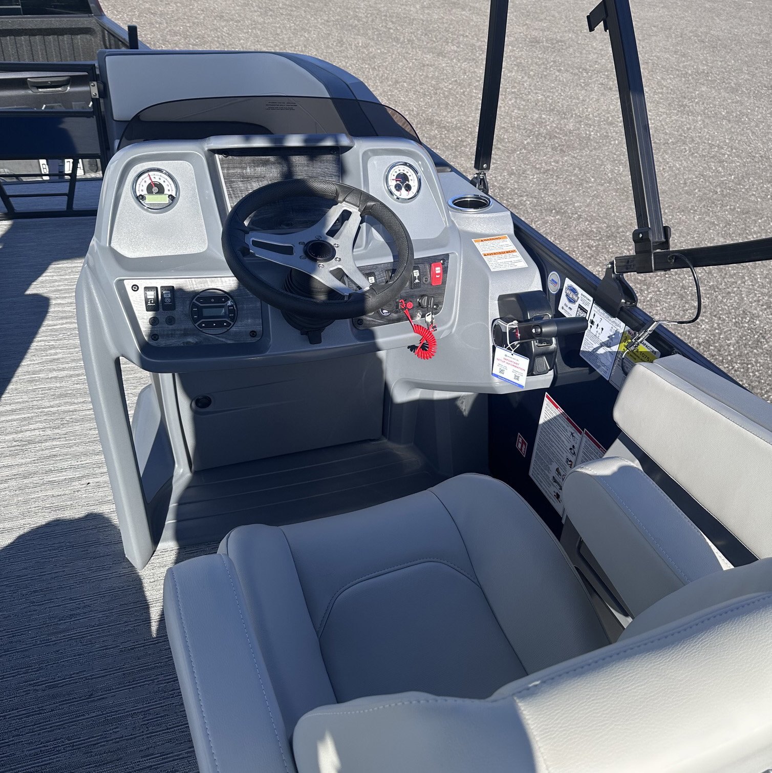 2026 STARCRAFT SVX 190 OB WITH YAMAHA 150HP & MATCHING TRAILER