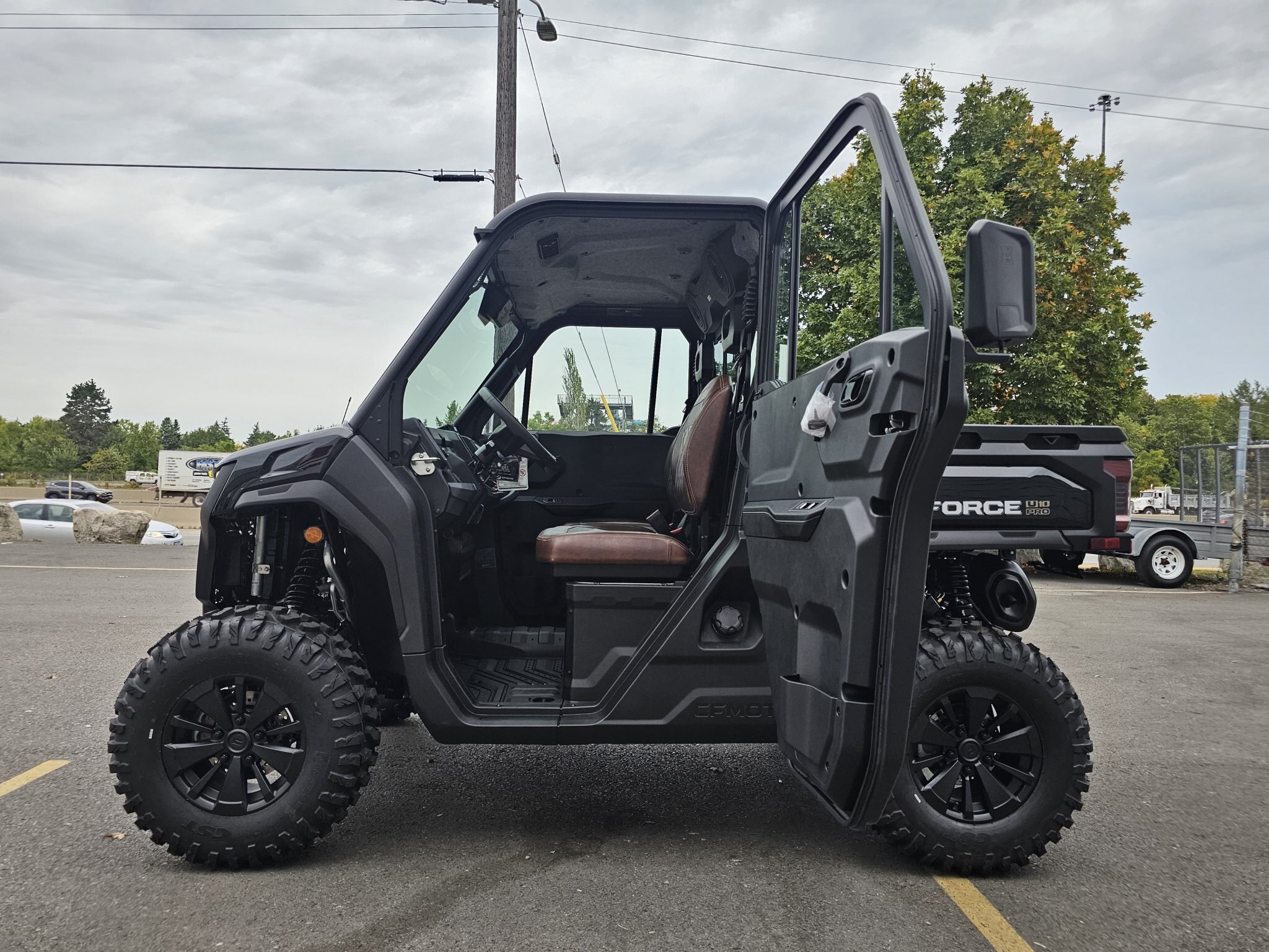 2026 Honda Pioneer 1000-5P DLX Standard