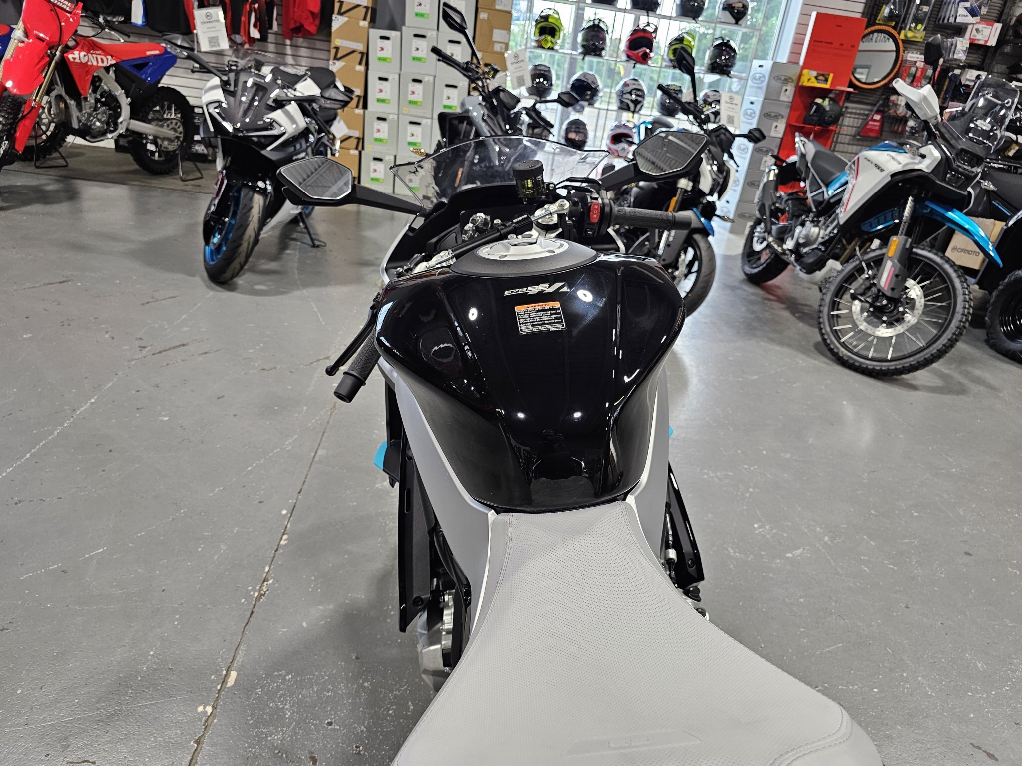 2026 CFMOTO 675SS Nebula Black