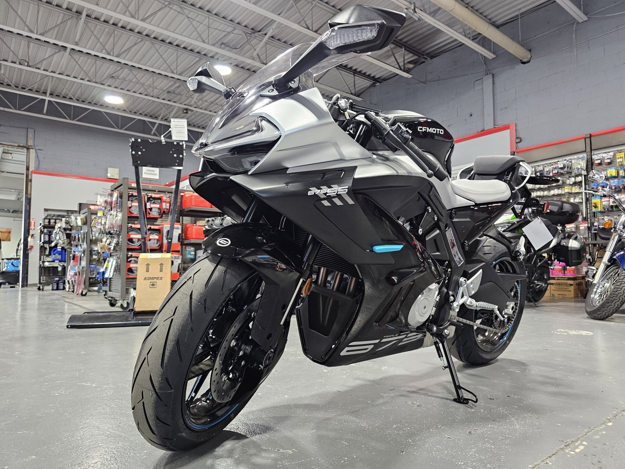 2026 CFMOTO 675SS Nebula Black
