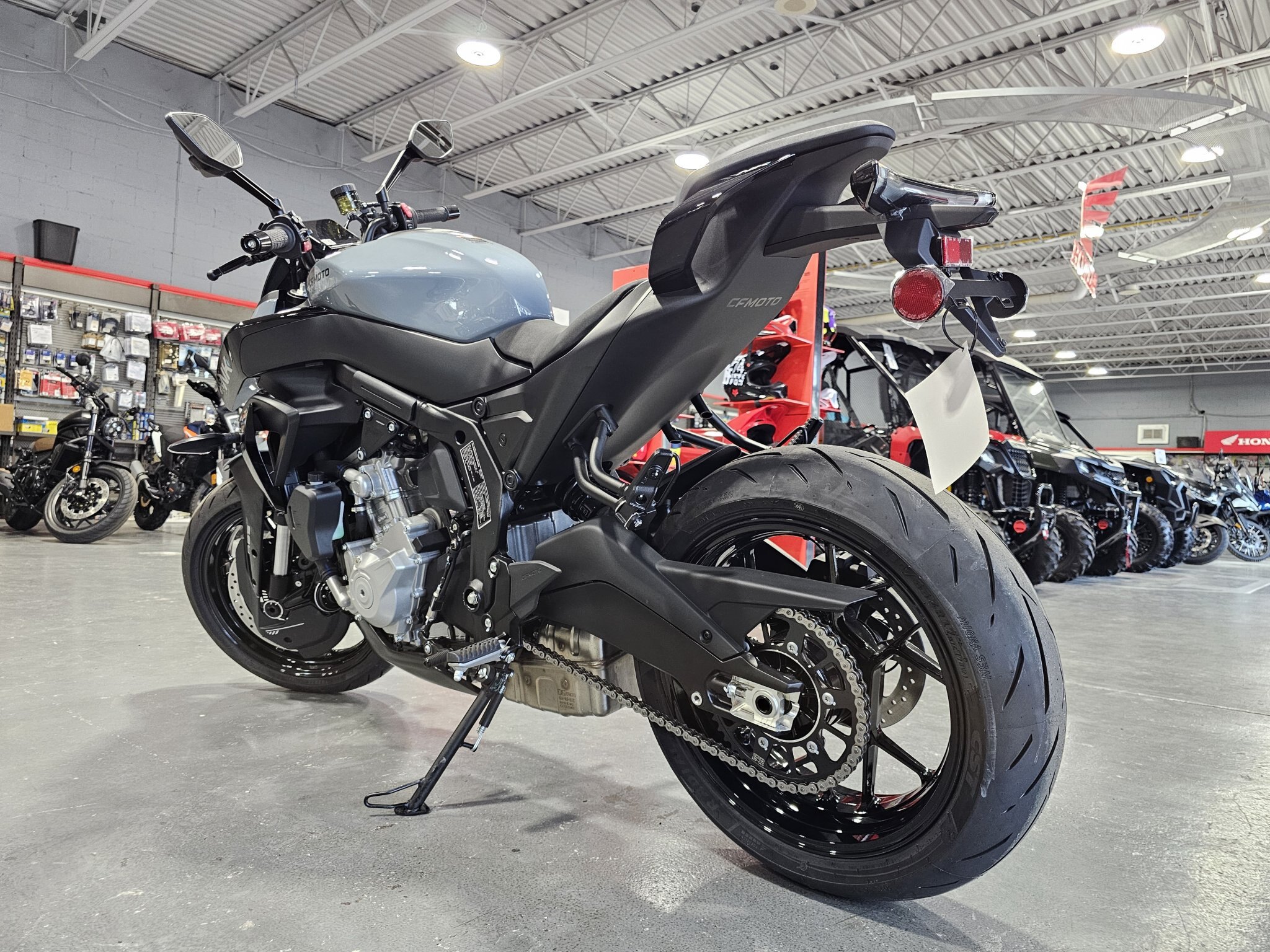 2026 CFMOTO 675NK Tundra Grey