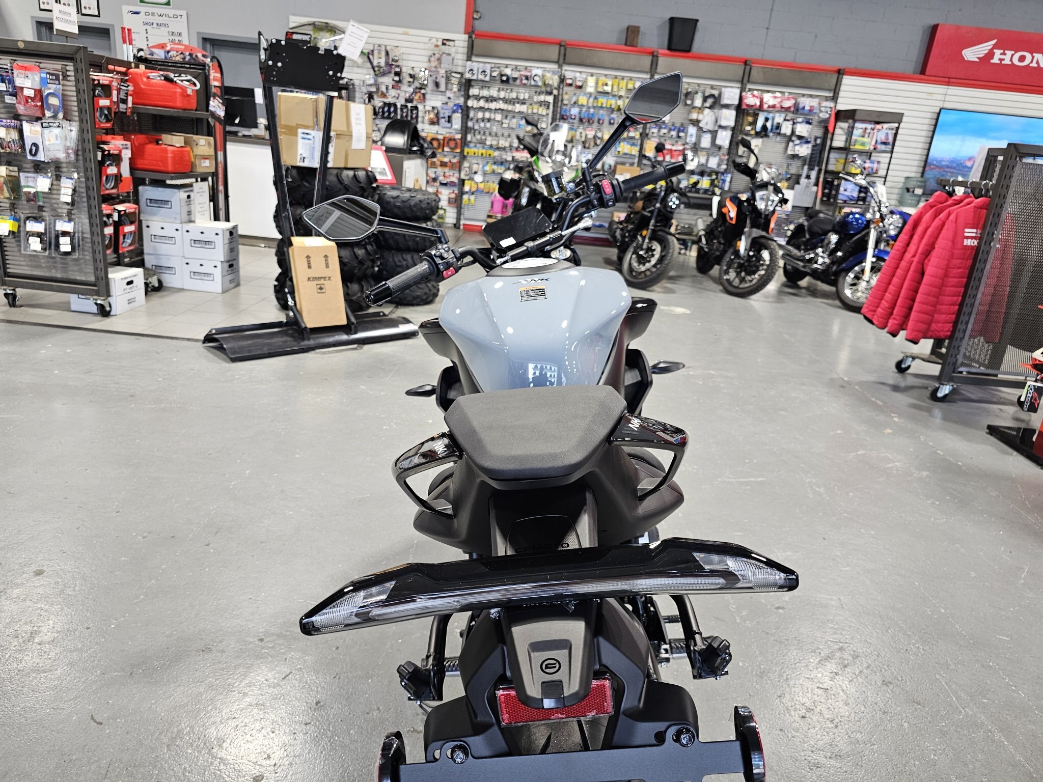 2026 CFMOTO 675NK Tundra Grey
