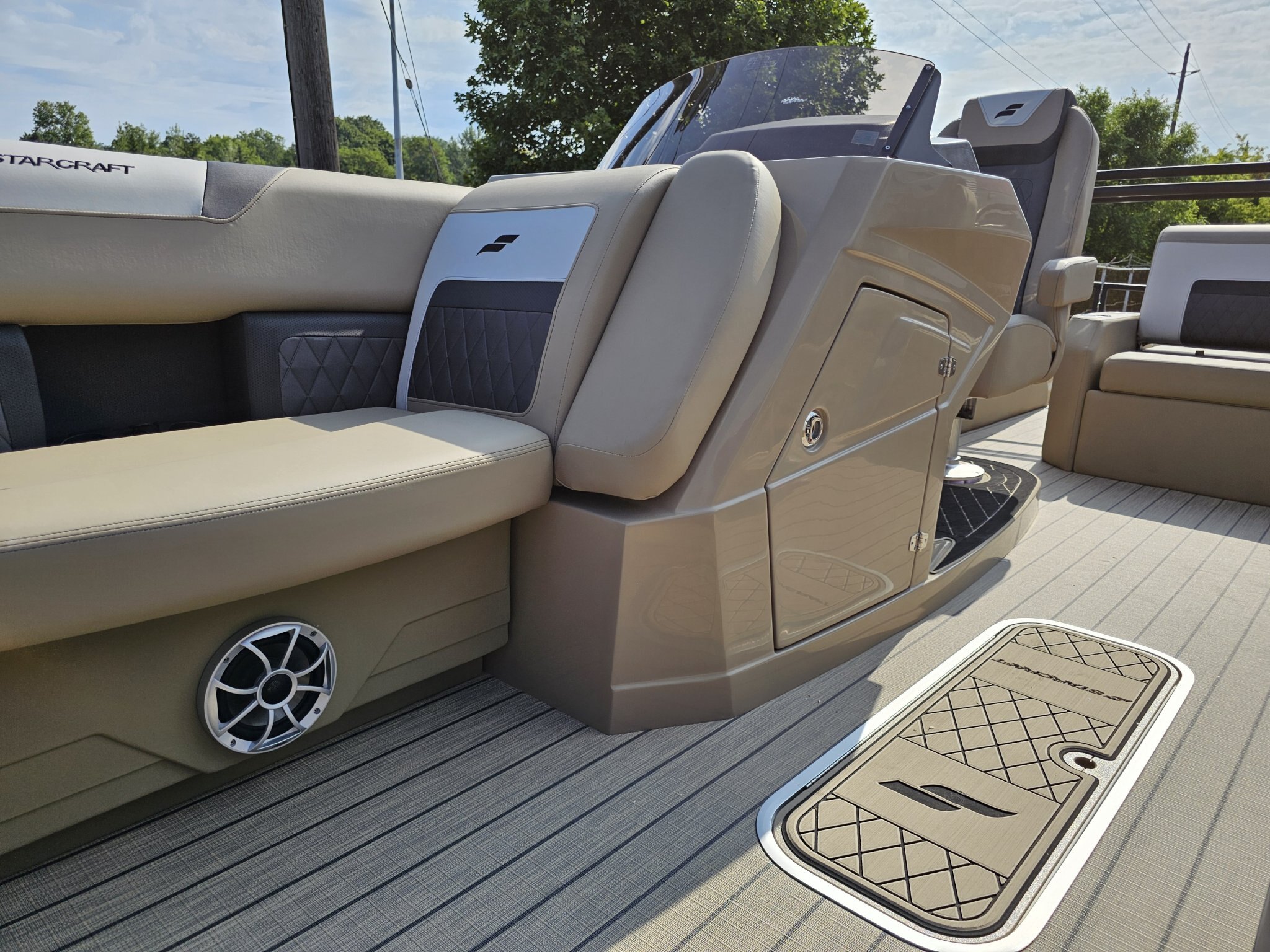 2026 Starcraft SLS 3 Q DH WITH 225HP HONDA