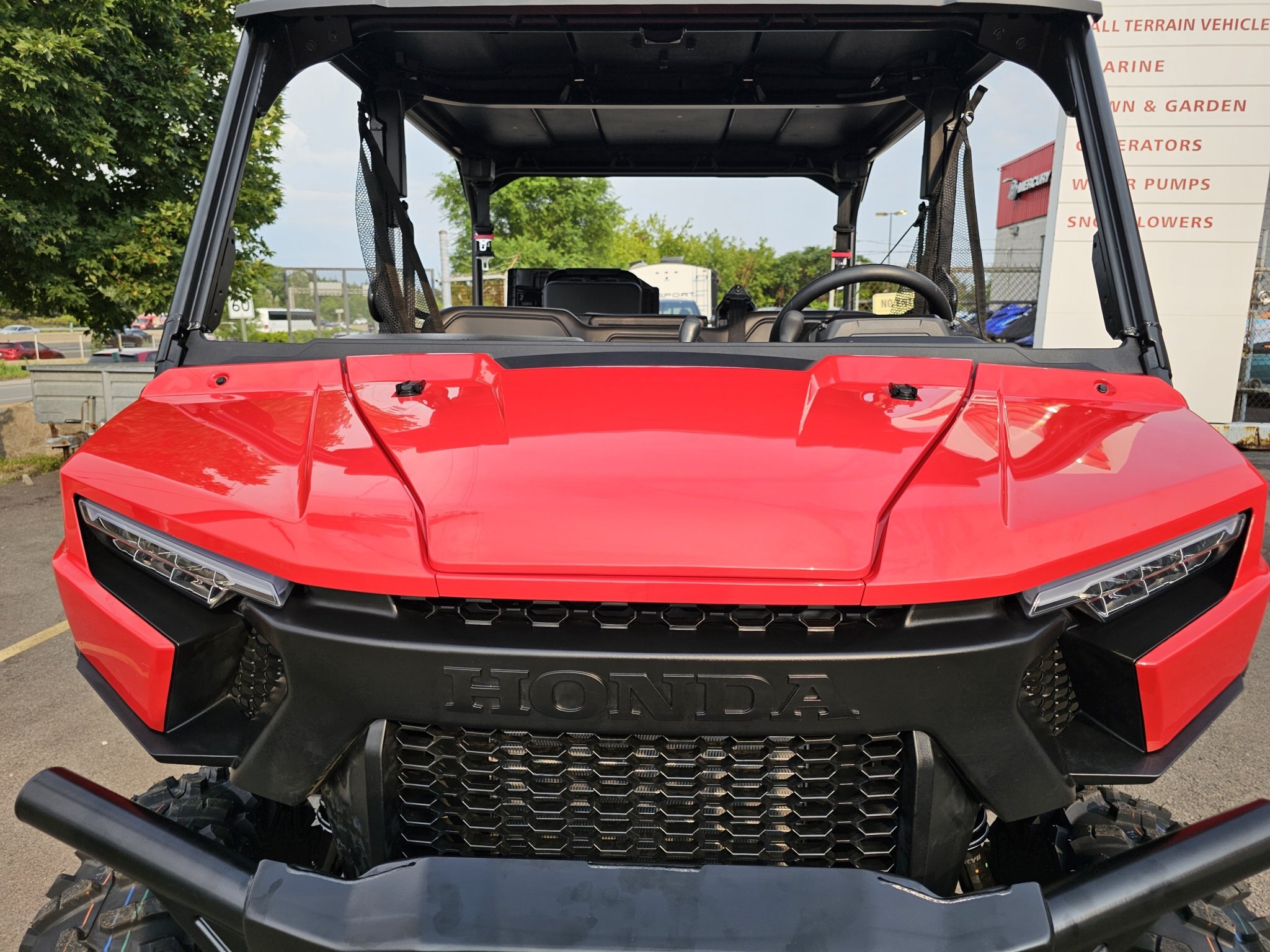 2026 Honda Pioneer 1000 5P DLX