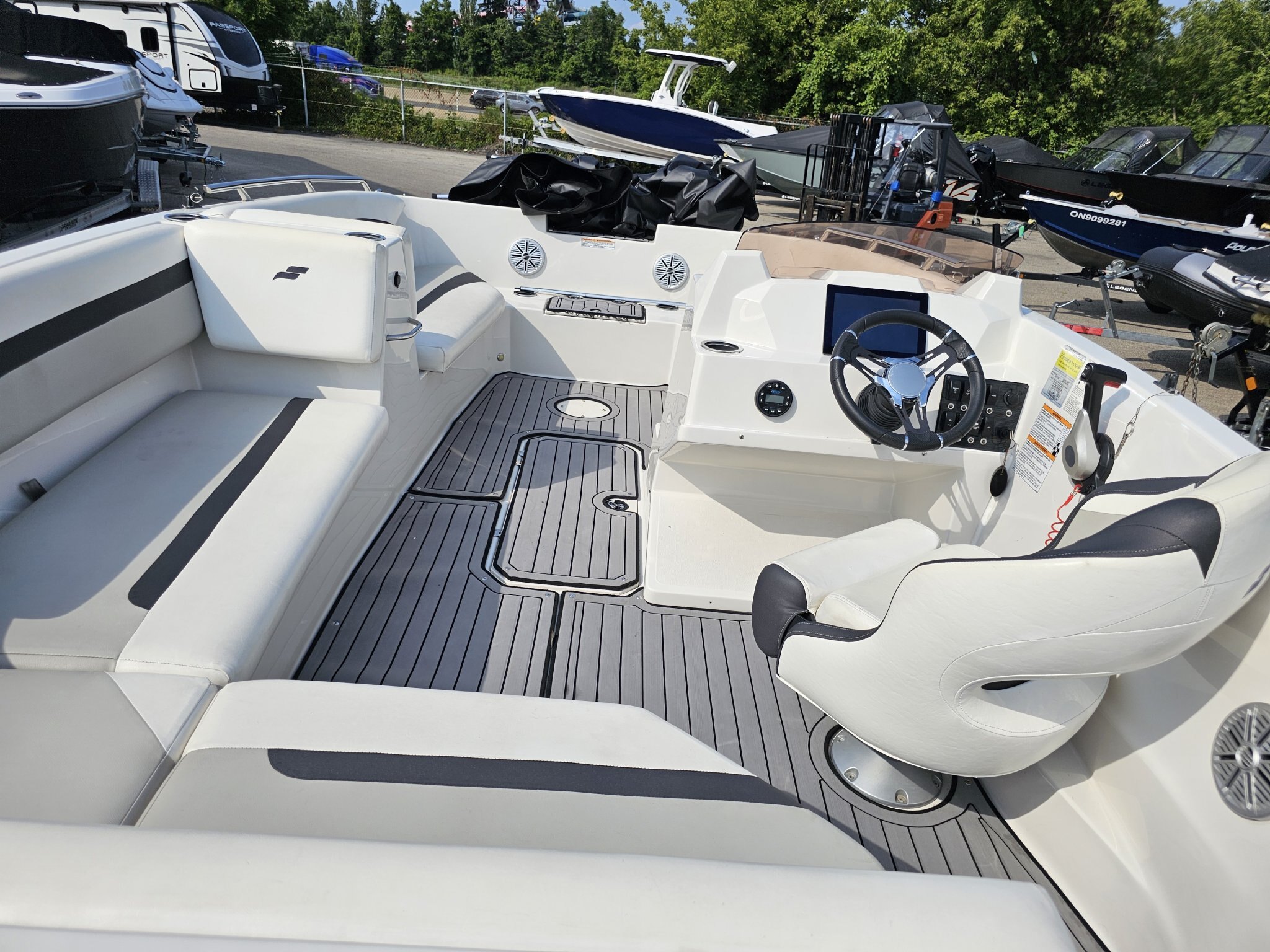 2023 Starcraft SVX 171 W/ 115 HP YAMAHA 518 HOURS