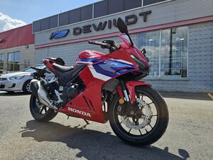 2025 Honda CBR500R ABS 710 KM