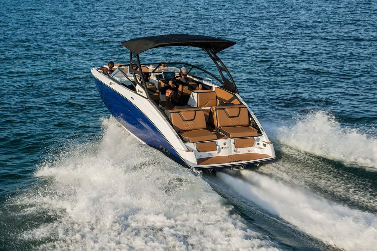 2027 Yamaha 252SD Yacht Blue