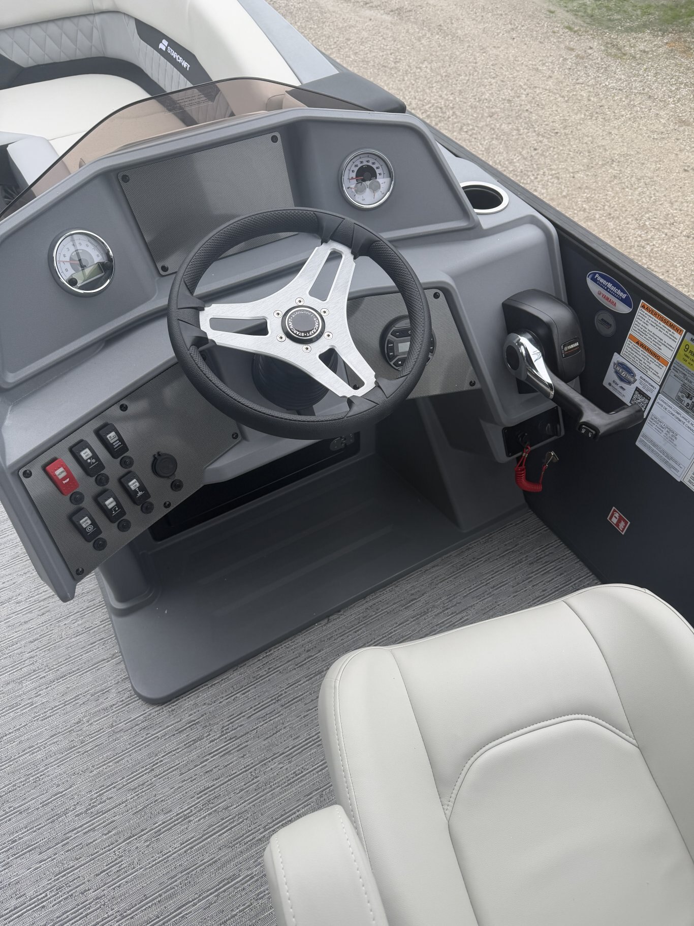 2025 STARCRAFT SVX 211 OB CC W/150HP YAMAHA AND CUSTOM MATCHED TRAILMASTER TRAILER