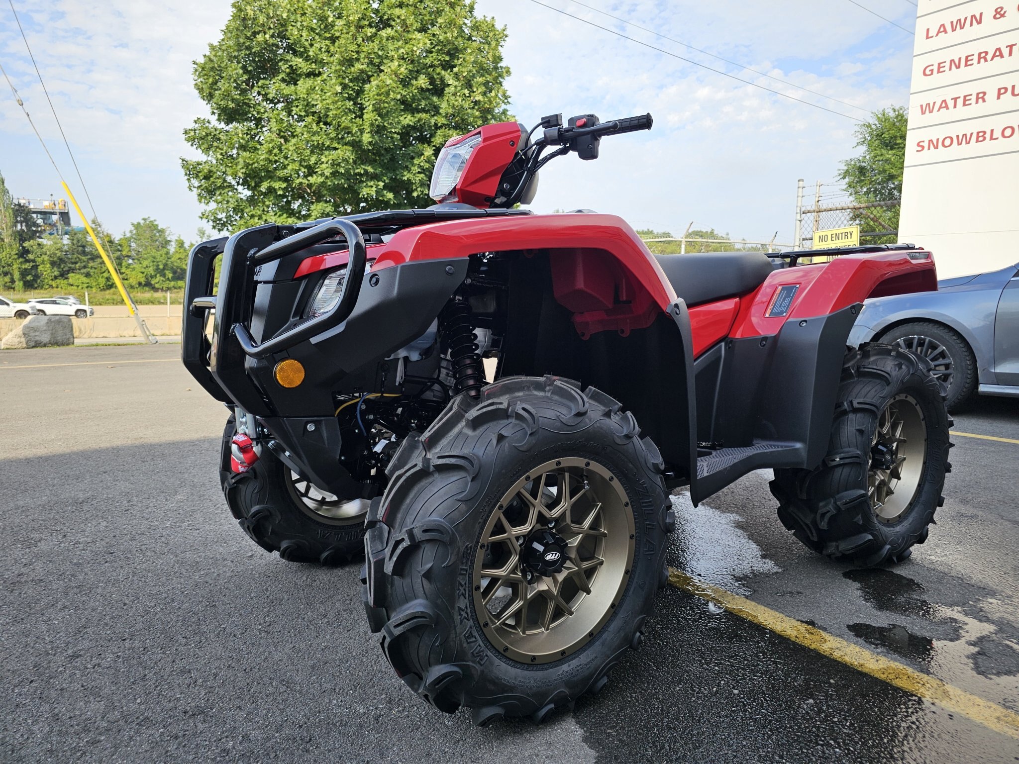 2027 Honda Rubicon 520 DCT IRS EPS Automatic Hero Red UPGRADED RIMS & TIRES PLUS WARN WINCH!