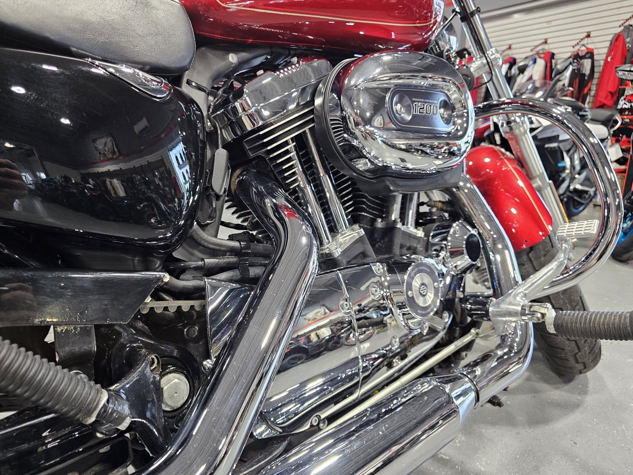 2012 HARLEY DAVIDSON SPORTSTER 1200 CUSTOM 18,293 KM