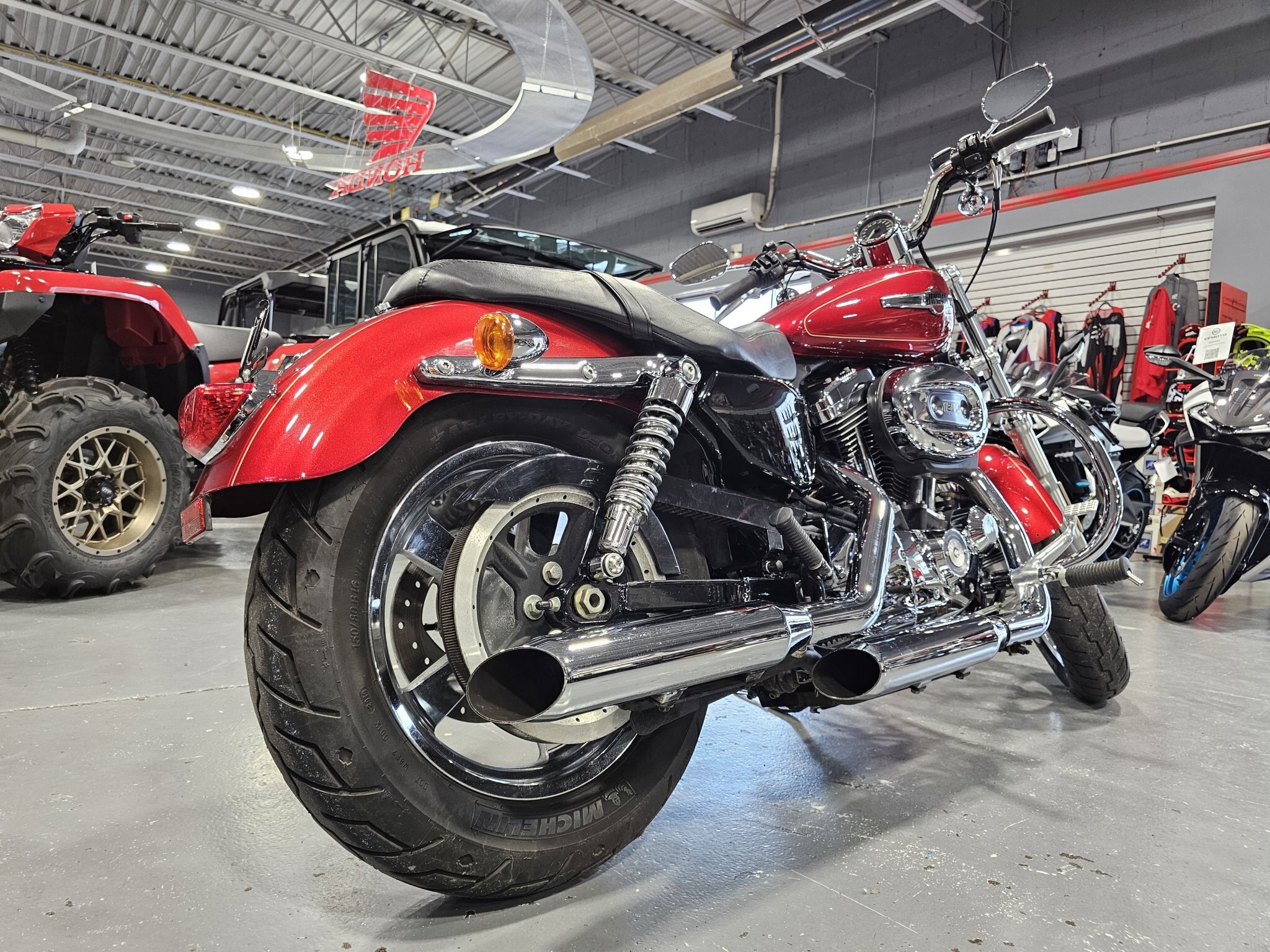 2012 HARLEY DAVIDSON SPORTSTER 1200 CUSTOM 18,293 KM
