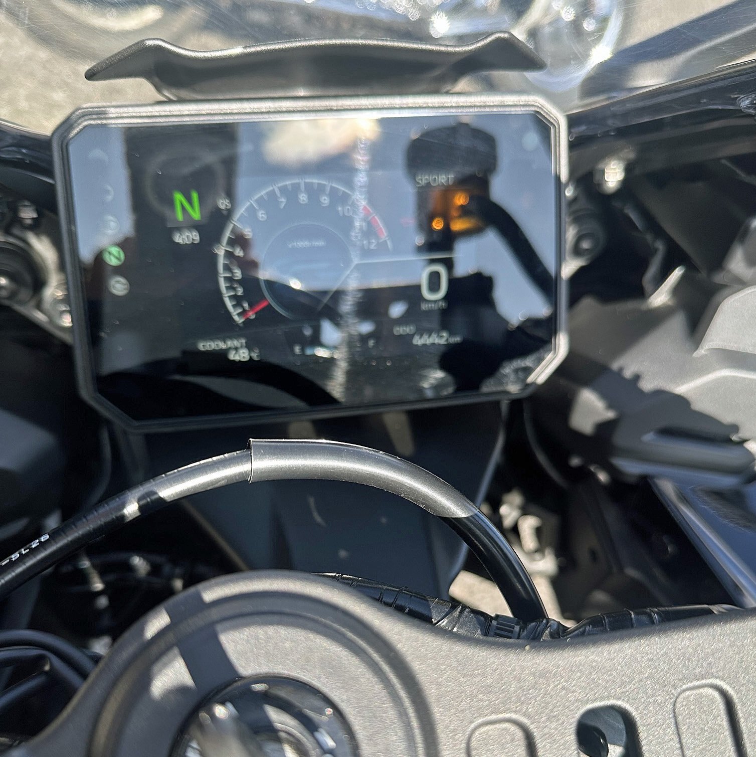 2026 Yamaha YZF-R3 - DEMO UNIT. ONLY 2413 KMS!