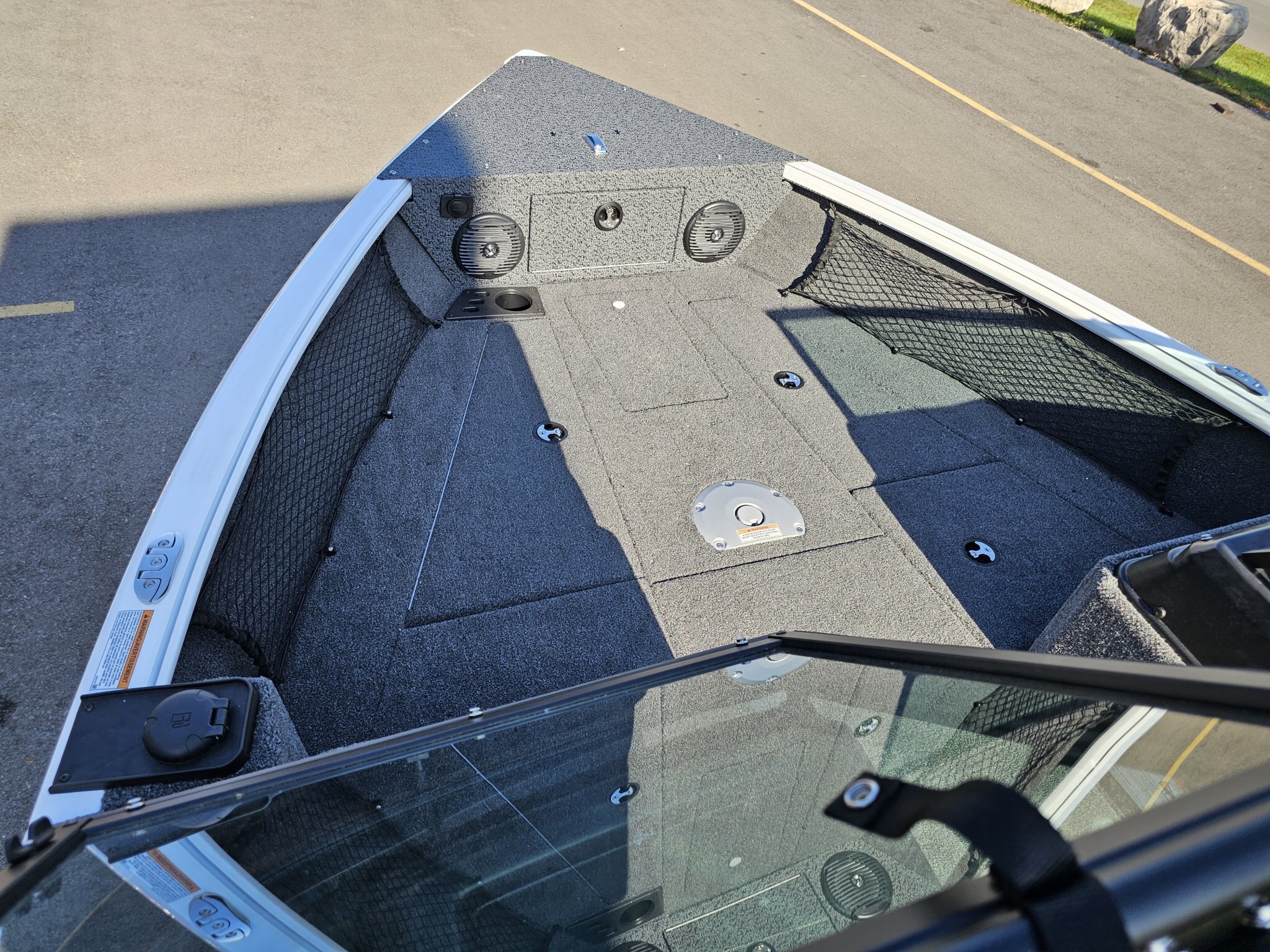 2027 Lund 1775 Impact XS Sport