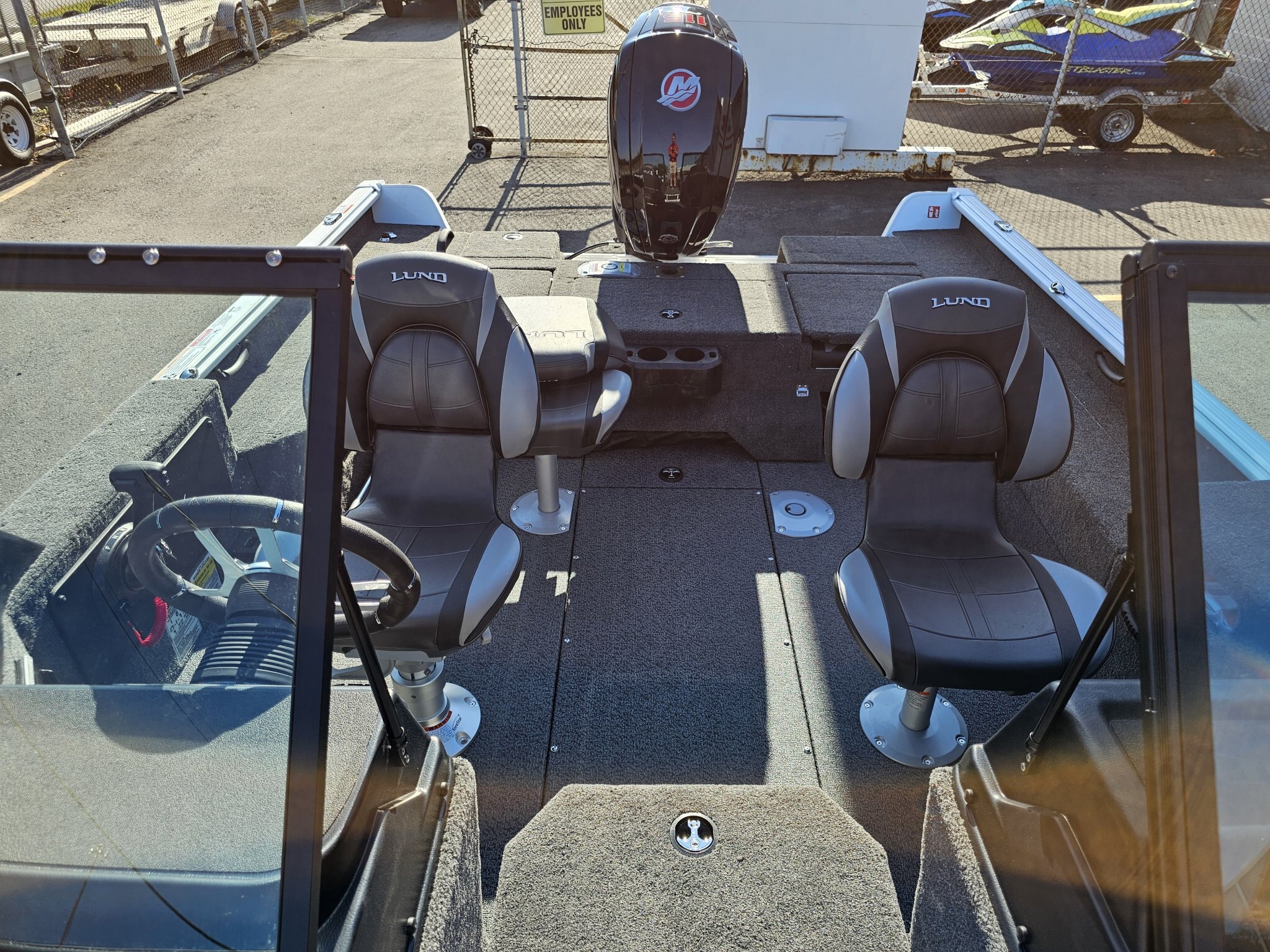 2027 Lund 1775 Impact XS Sport