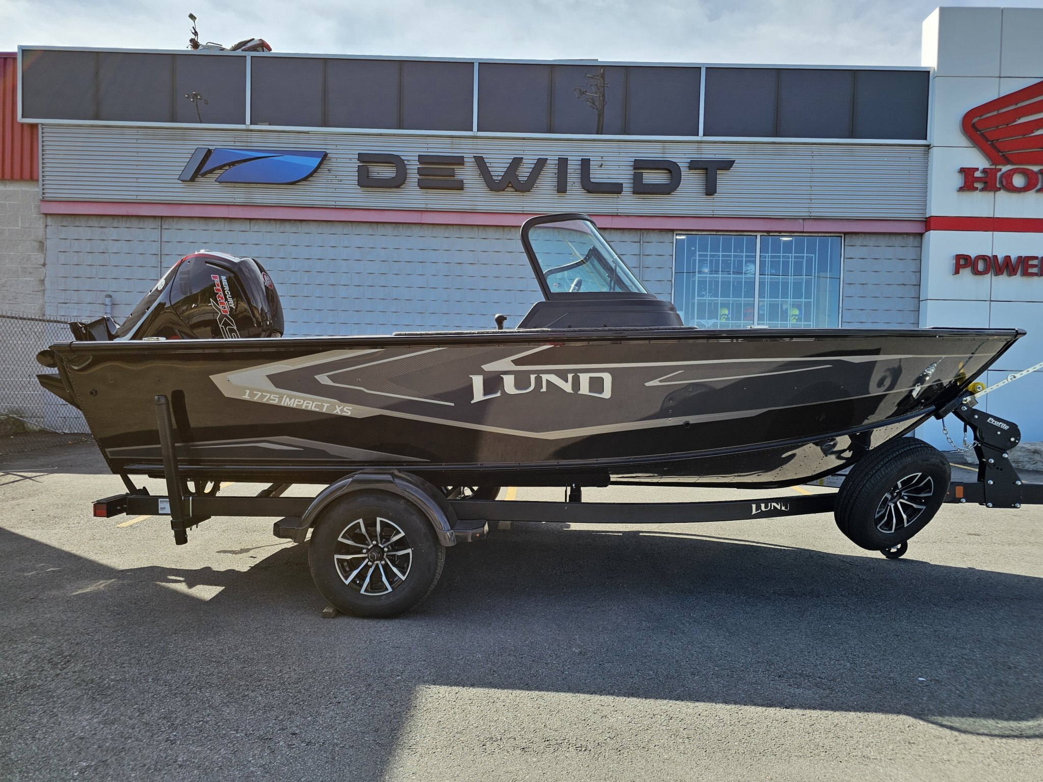 Lund 200 Heavy Gauge sport