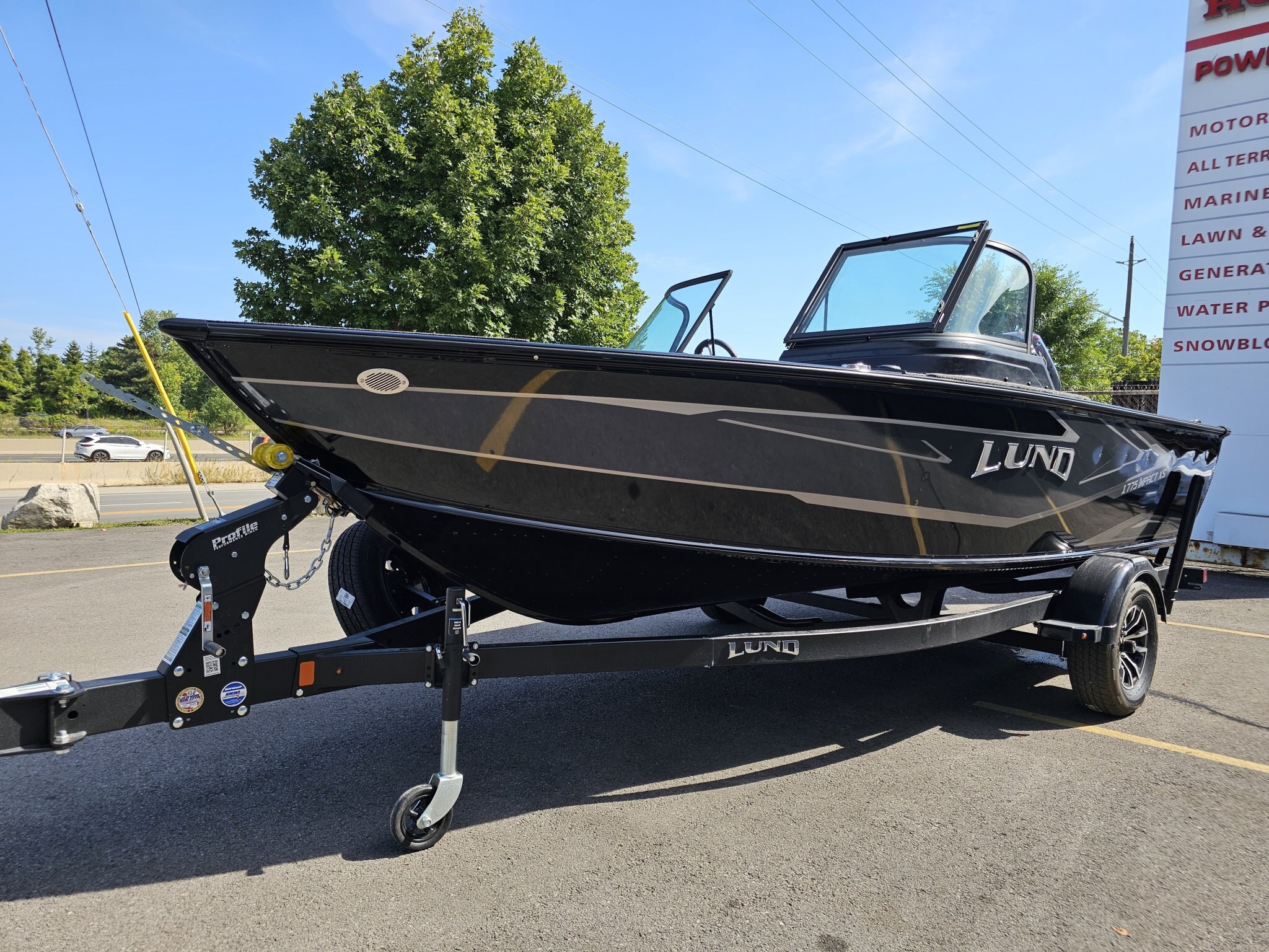 2027 Lund 1775 Impact XS Sport W/ Mercury 115 EXPLT Pro XS