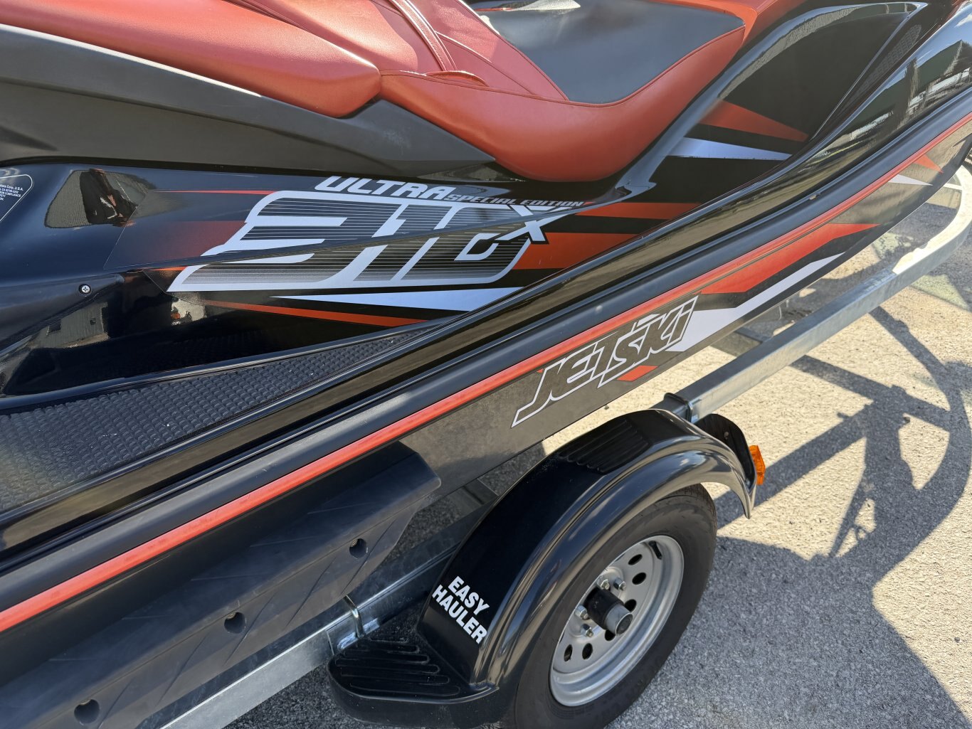2022 KAWASAKI JETSKI ULTRA LX 160 W/32HRS & 2018 KAWASAKI JETSKI ULTRA 310X SPECIAL EDITON W/82 HRS & DOUBLE GALVANIZED TRAILER