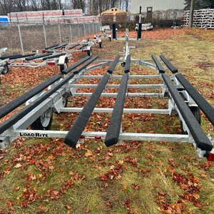 Loadrite 20/22 FT TRITOON TRAILER