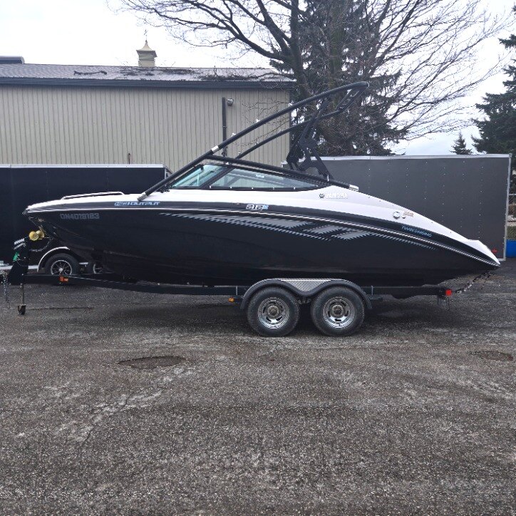 2013 YAMAHA 212X ONLY 86 HRS!