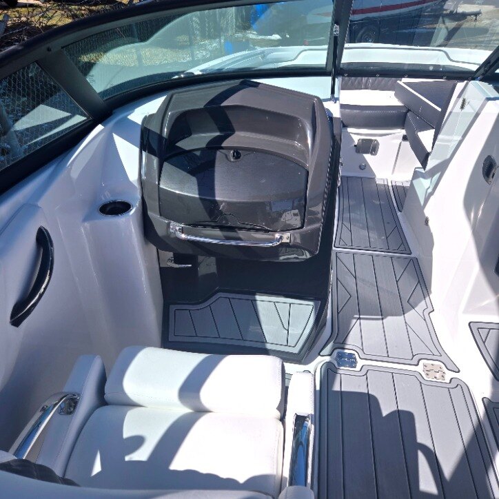 2025 MONTEREY M4 BOAT SHOW PRICES NOW!