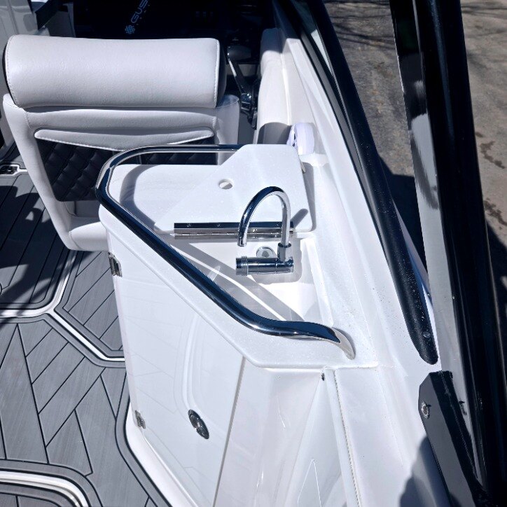 2025 MONTEREY M4 BOAT SHOW PRICES NOW!