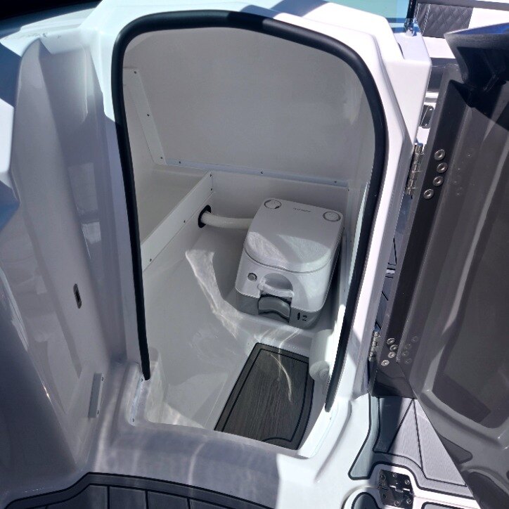 2025 MONTEREY M4 BOAT SHOW PRICES NOW!