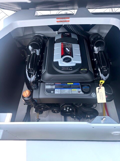 2025 MONTEREY M22 BOAT SHOW PRICES NOW!